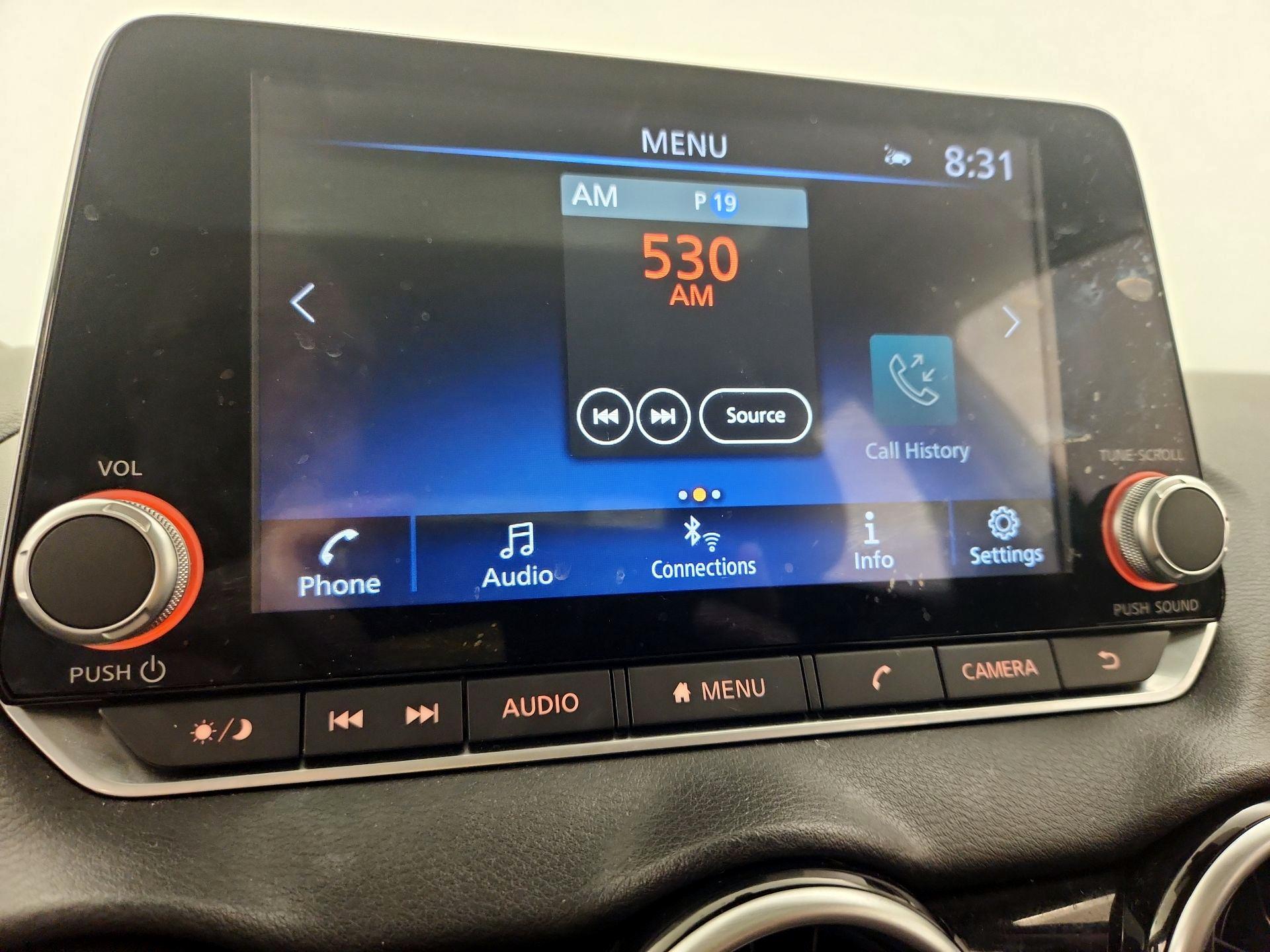 Thumbnail: 2021 Nissan Sentra - 15