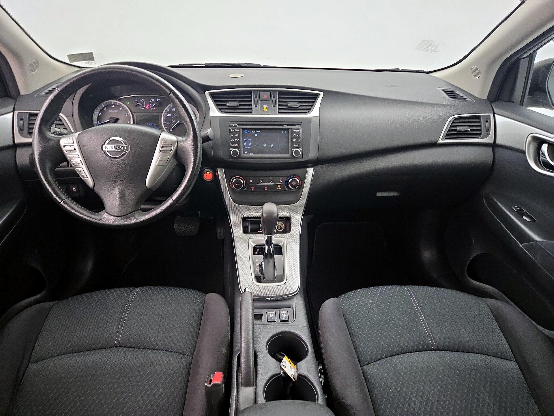 Thumbnail: 2015 Nissan Sentra - 9