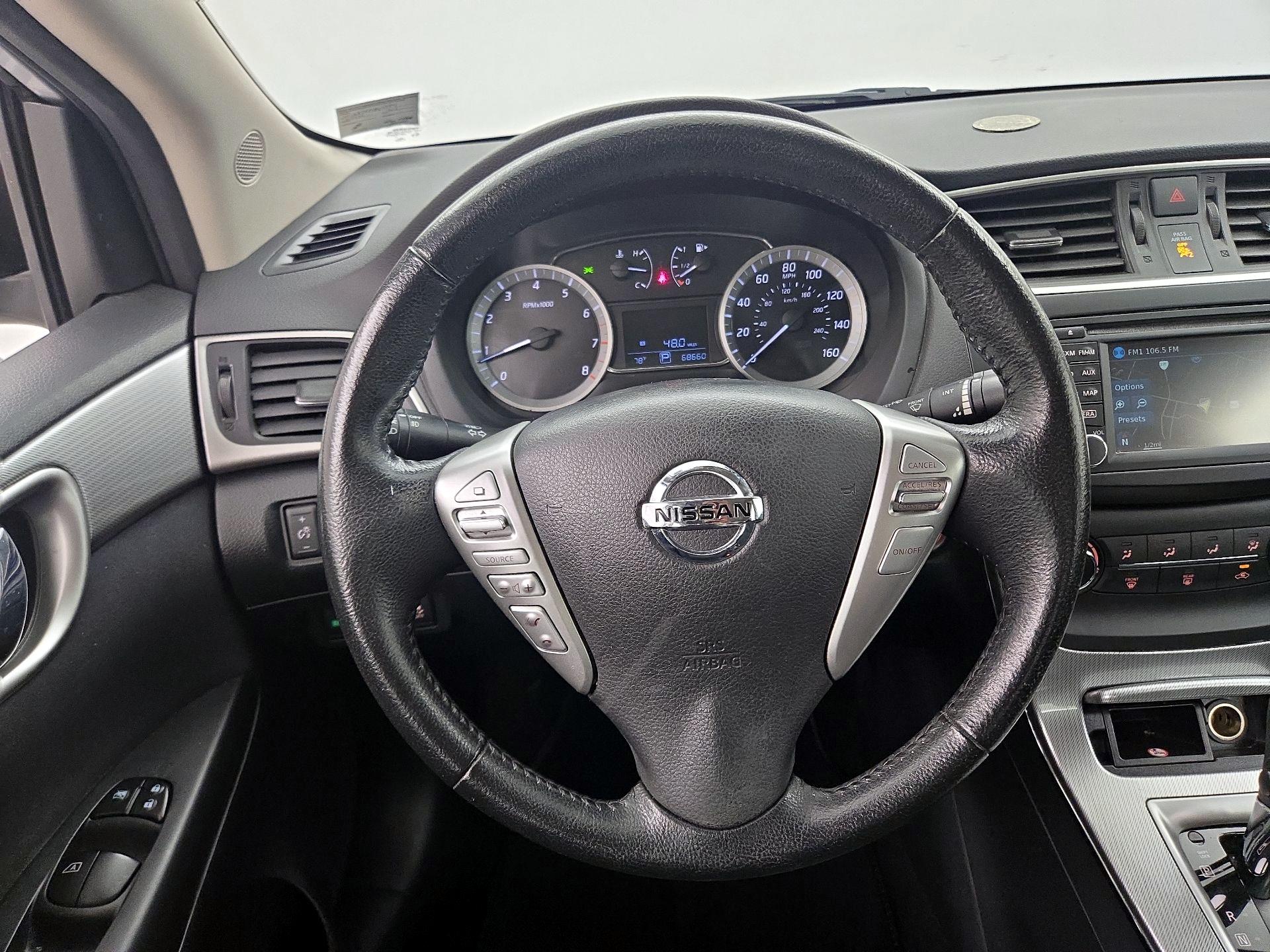 Thumbnail: 2015 Nissan Sentra - 10