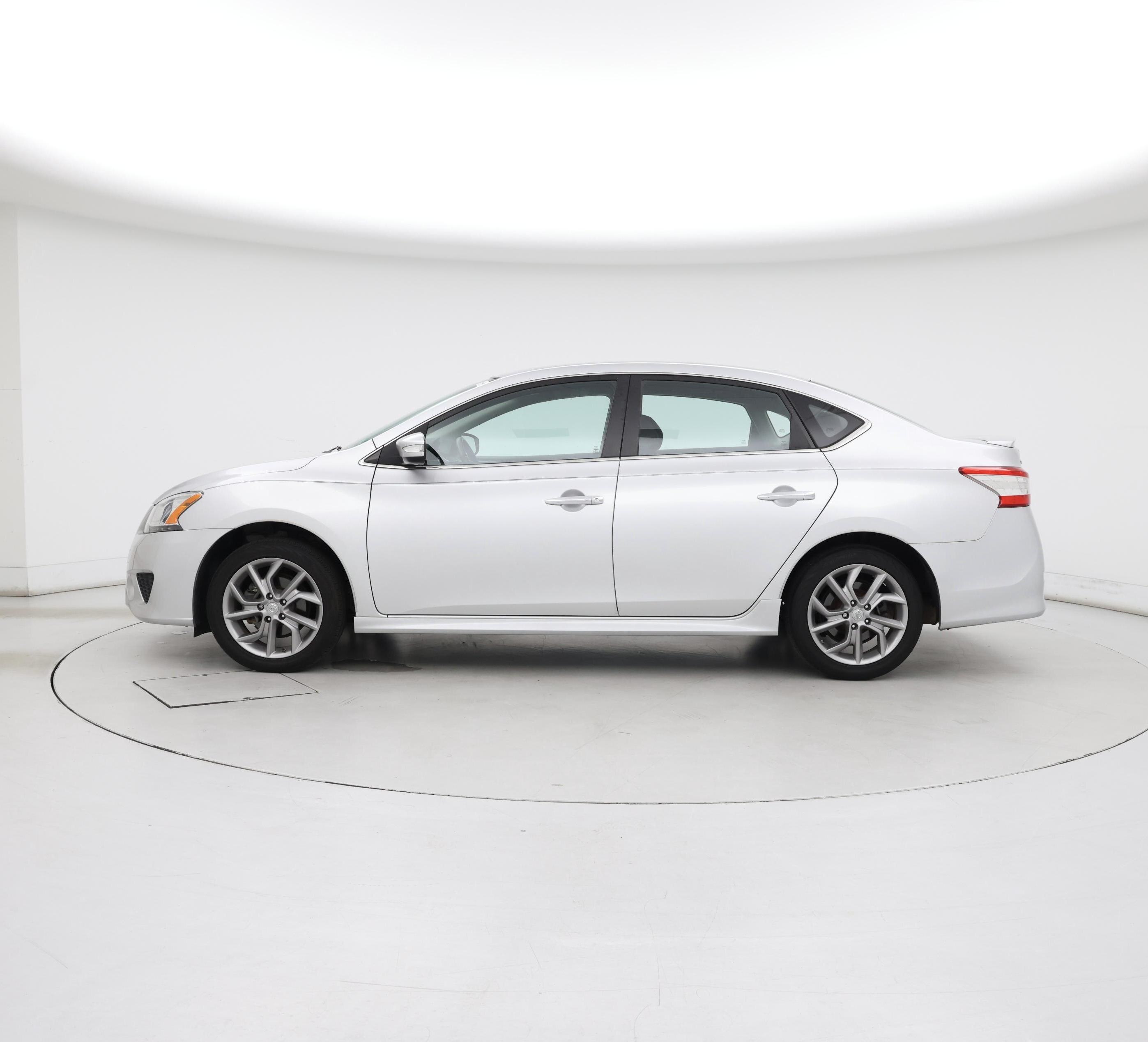 Thumbnail: 2015 Nissan Sentra - 3