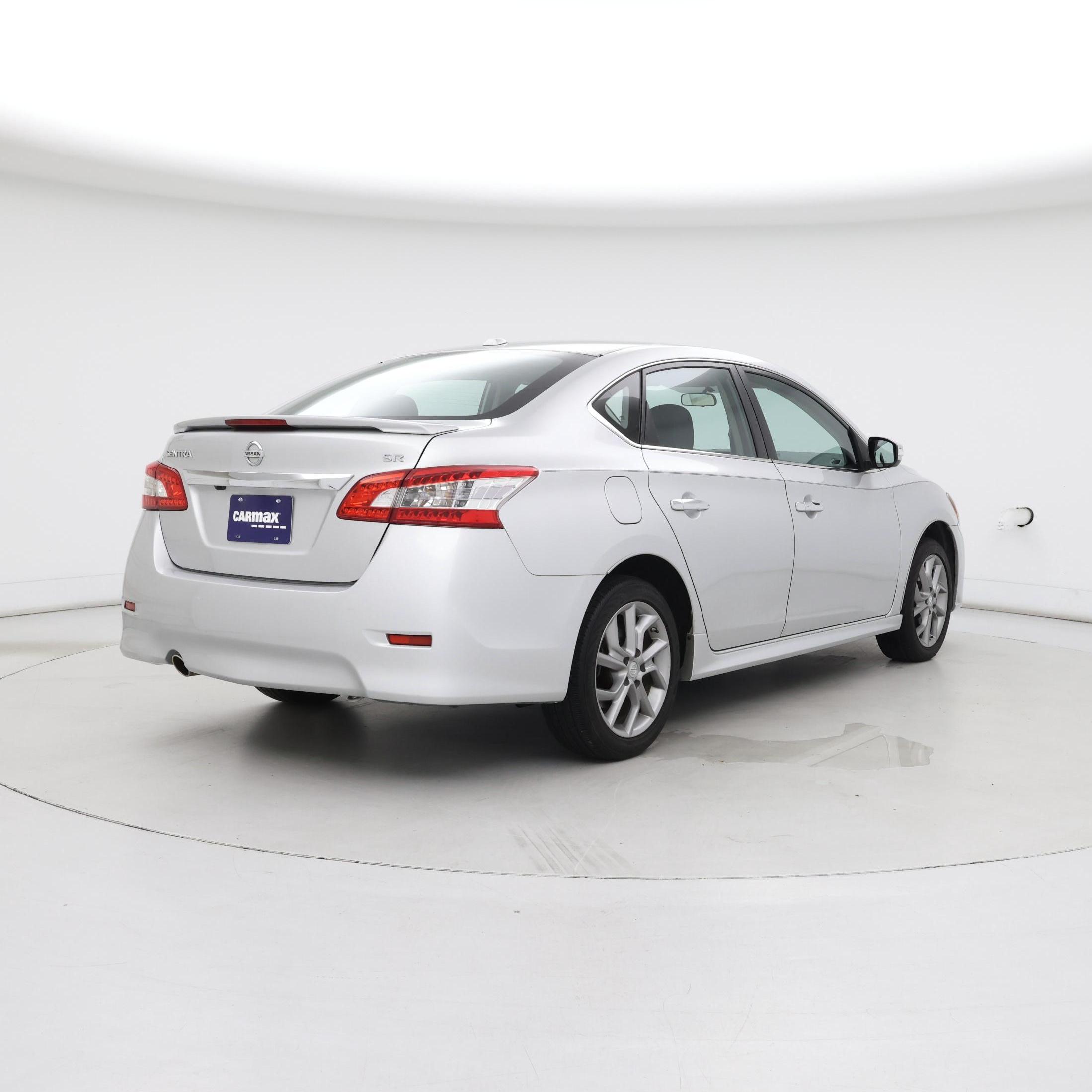 Thumbnail: 2015 Nissan Sentra - 8