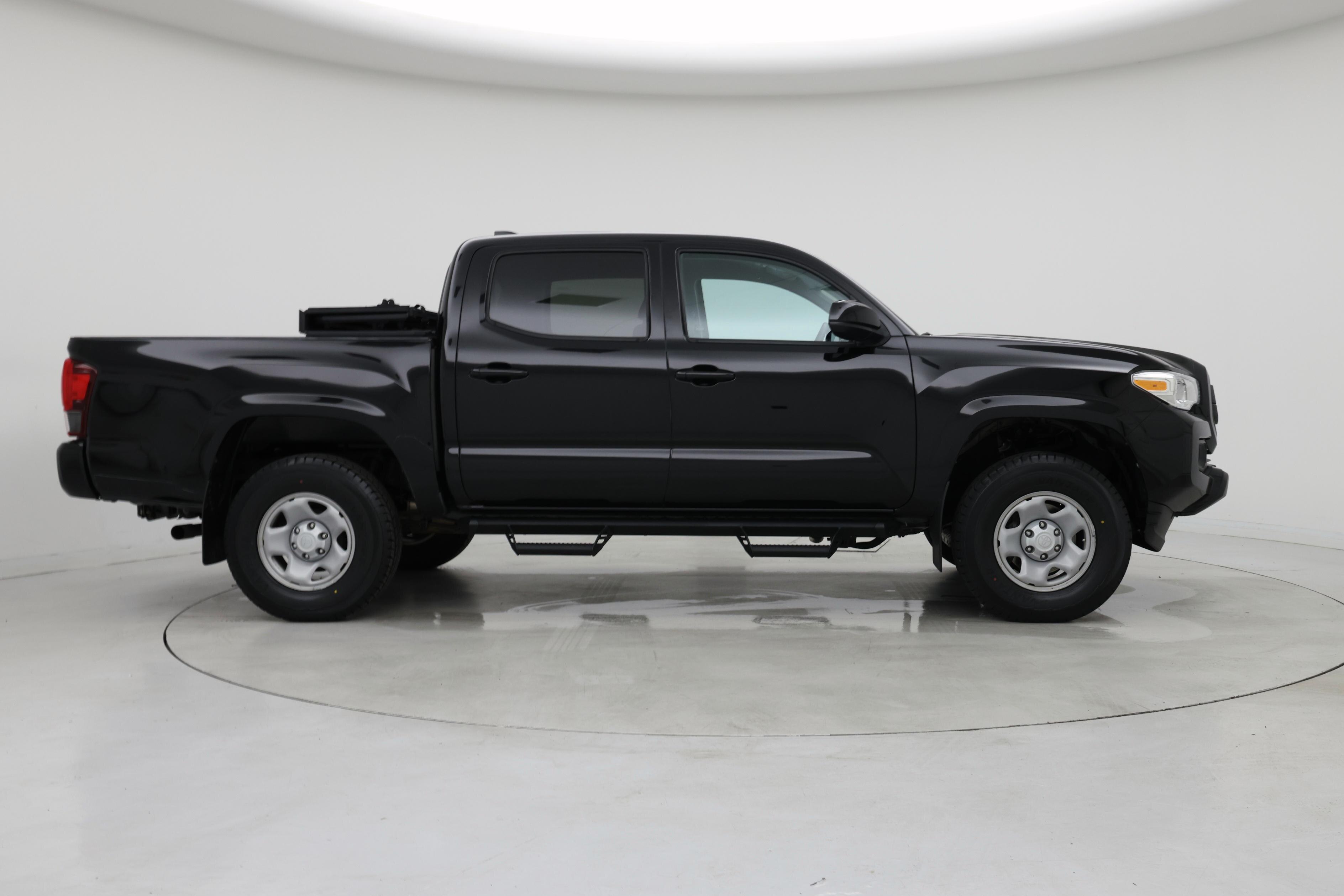 Thumbnail: 2022 Toyota Tacoma - 7