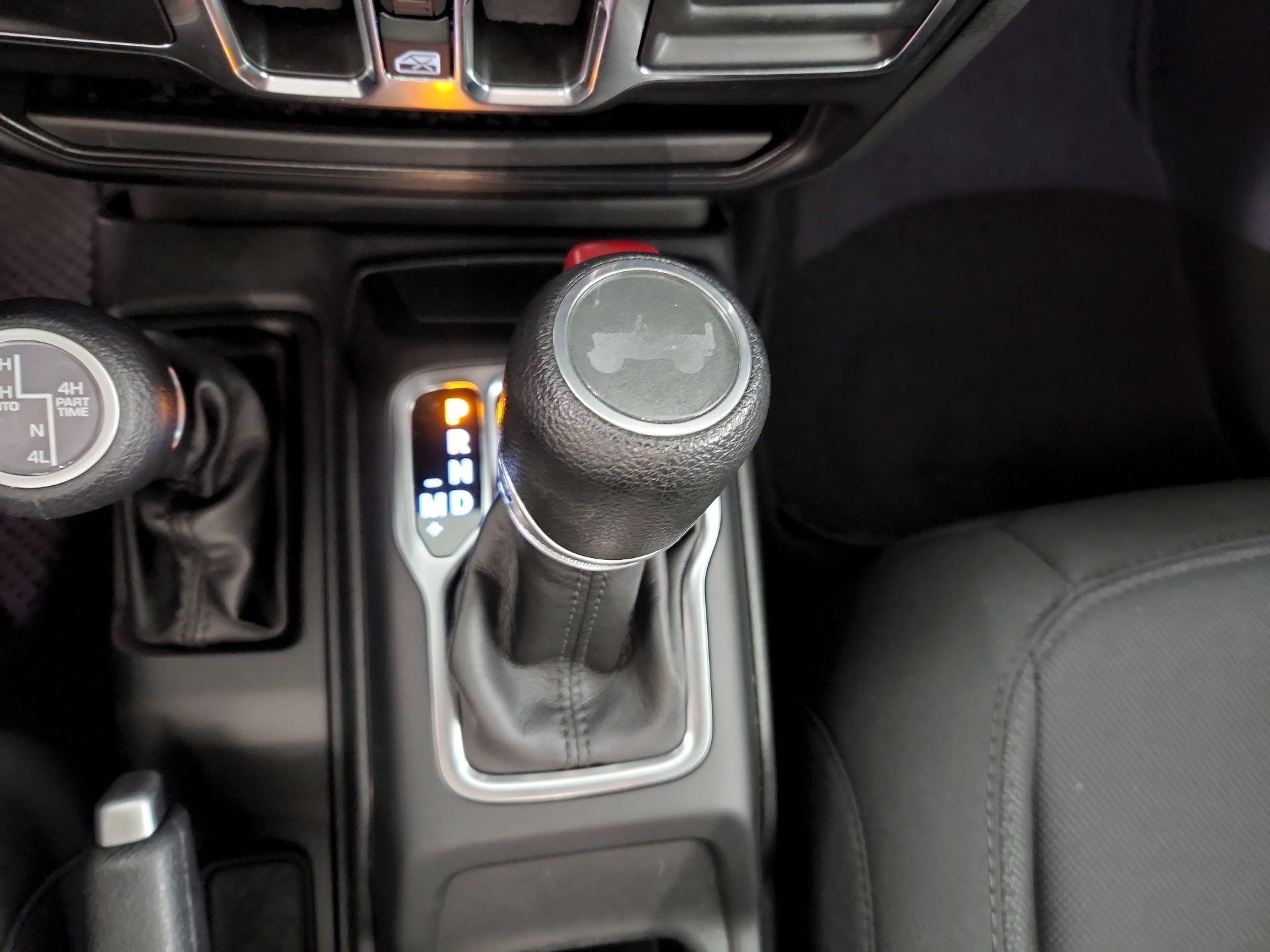 Thumbnail: 2023 Jeep Wrangler - 17