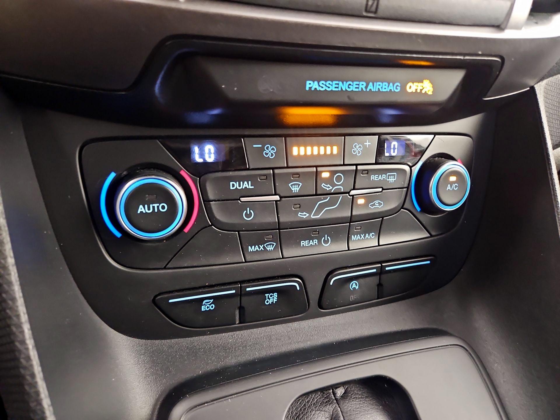 Thumbnail: 2020 Ford Transit Series - 17