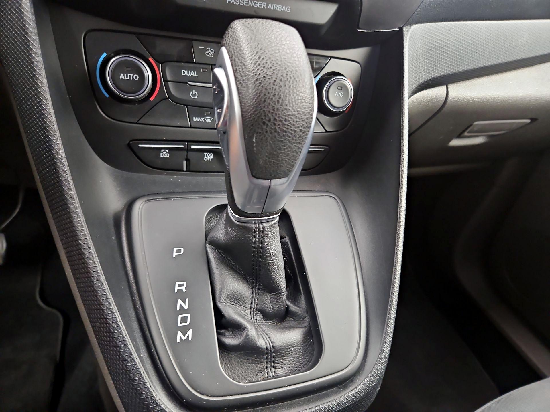 Thumbnail: 2020 Ford Transit Series - 18
