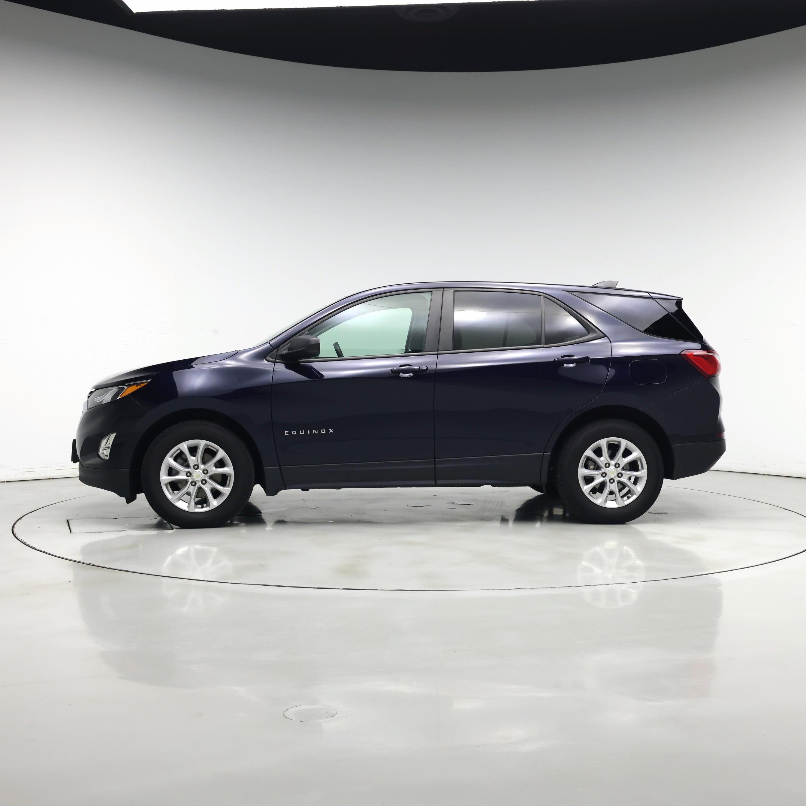 Thumbnail: 2020 Chevrolet Equinox - 3