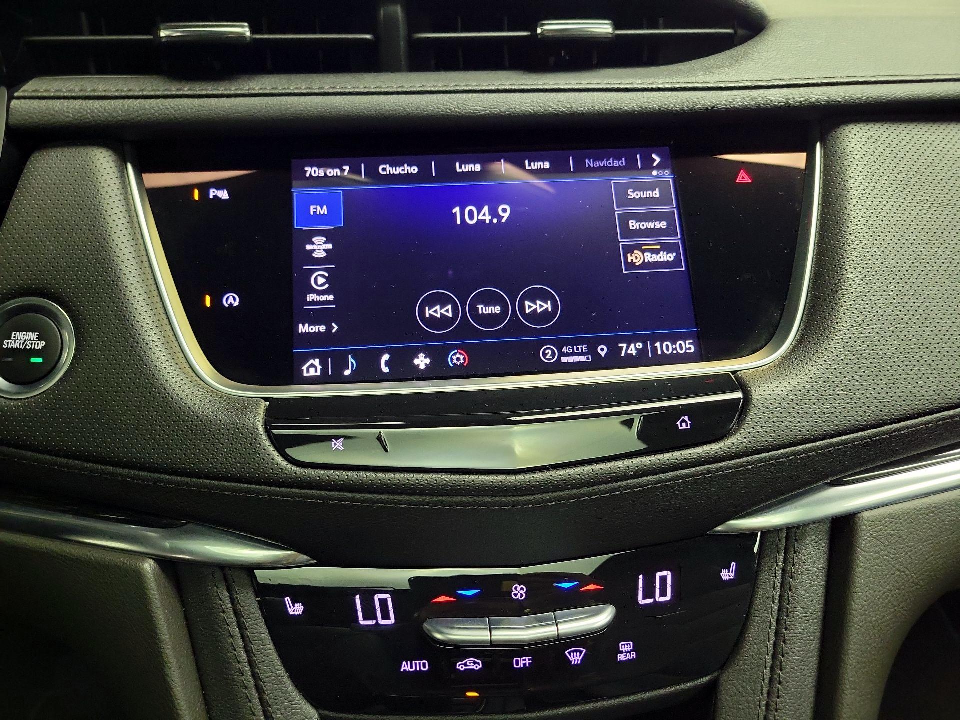 Thumbnail: 2022 Cadillac XT5 - 15