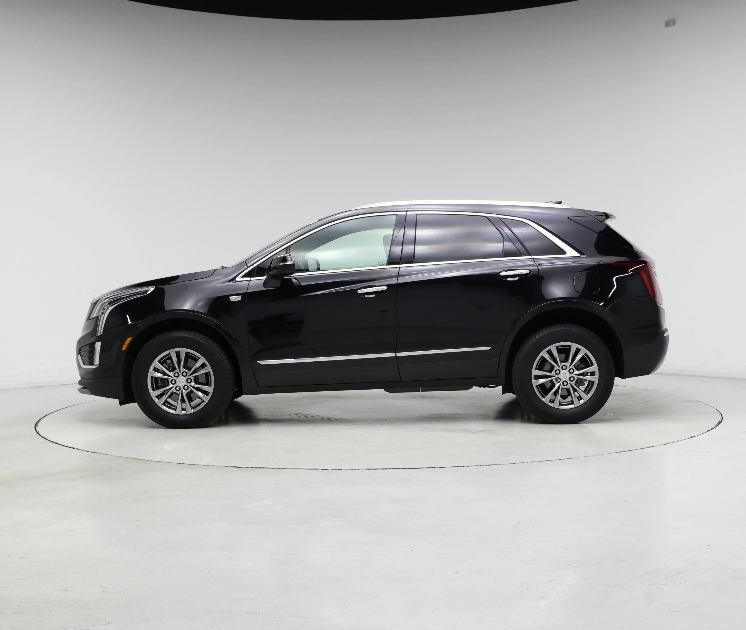 Thumbnail: 2022 Cadillac XT5 - 3