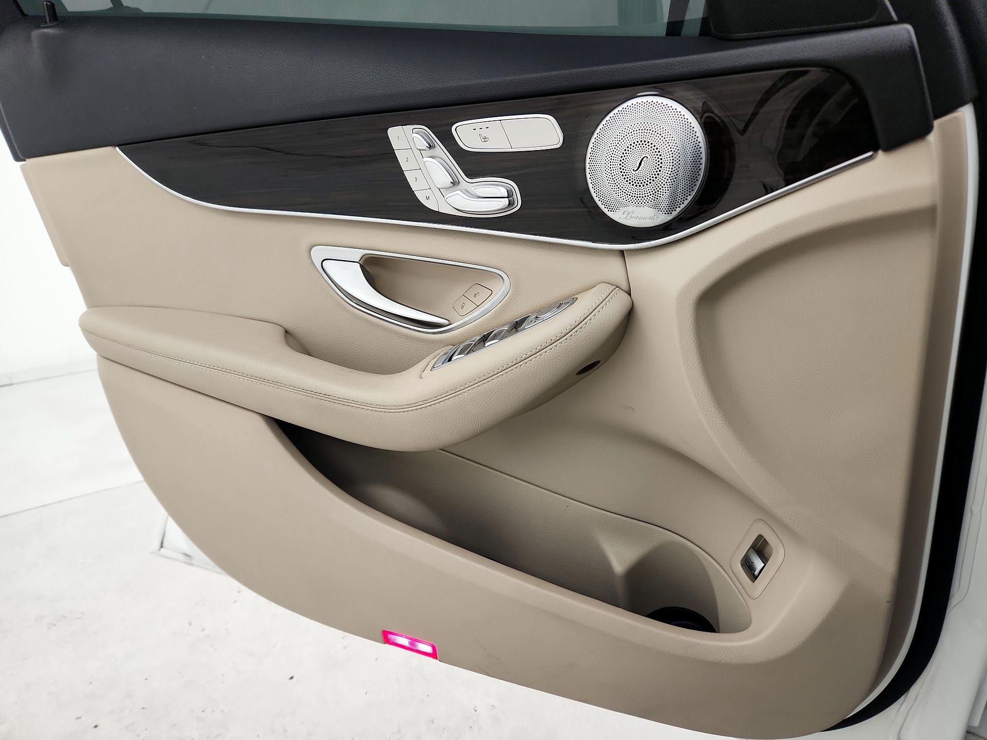Thumbnail: 2021 Mercedes-Benz C-Class - 12