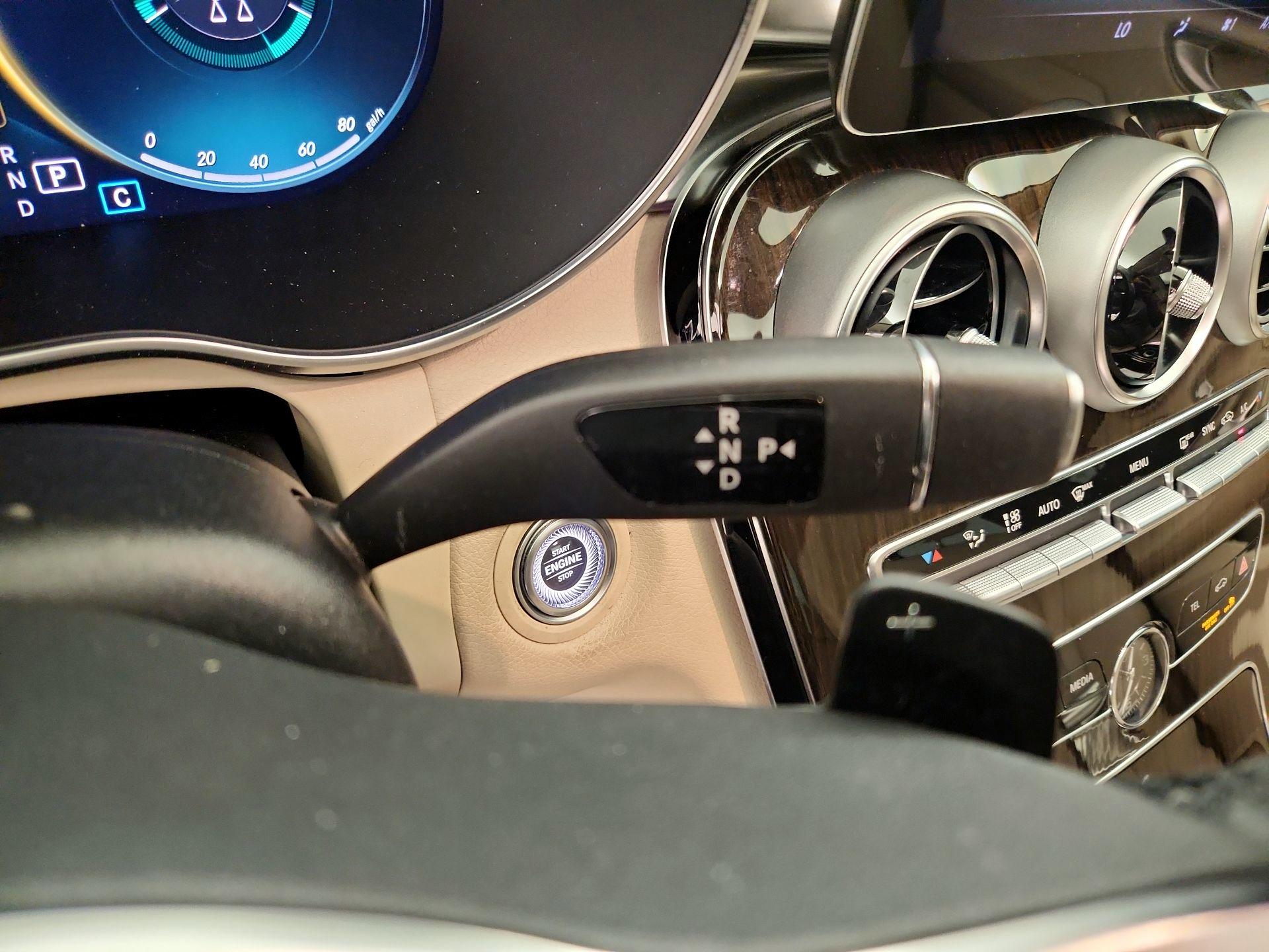 Thumbnail: 2021 Mercedes-Benz C-Class - 17