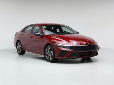 Red 2025 Hyundai Elantra SEL Sport