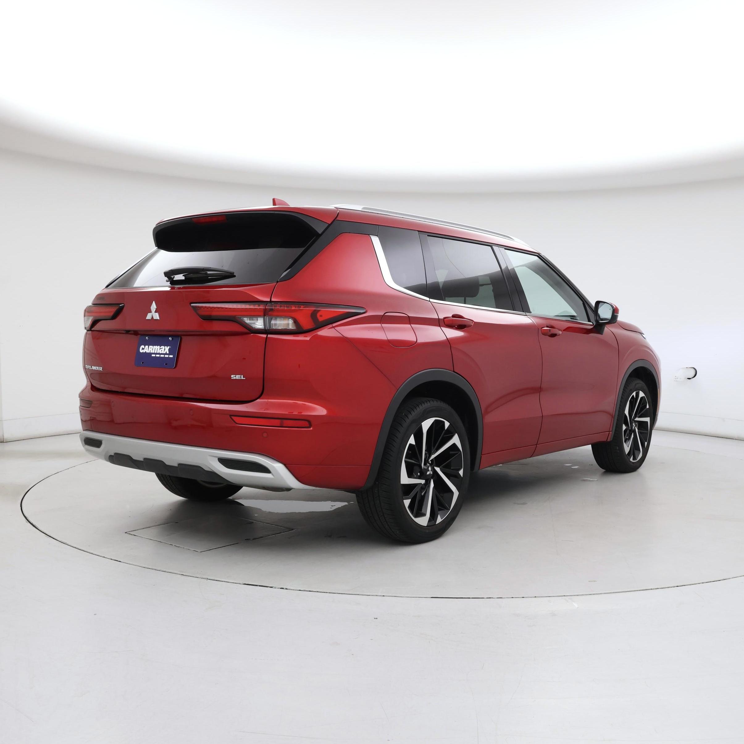 Thumbnail: 2022 Mitsubishi Outlander - 8