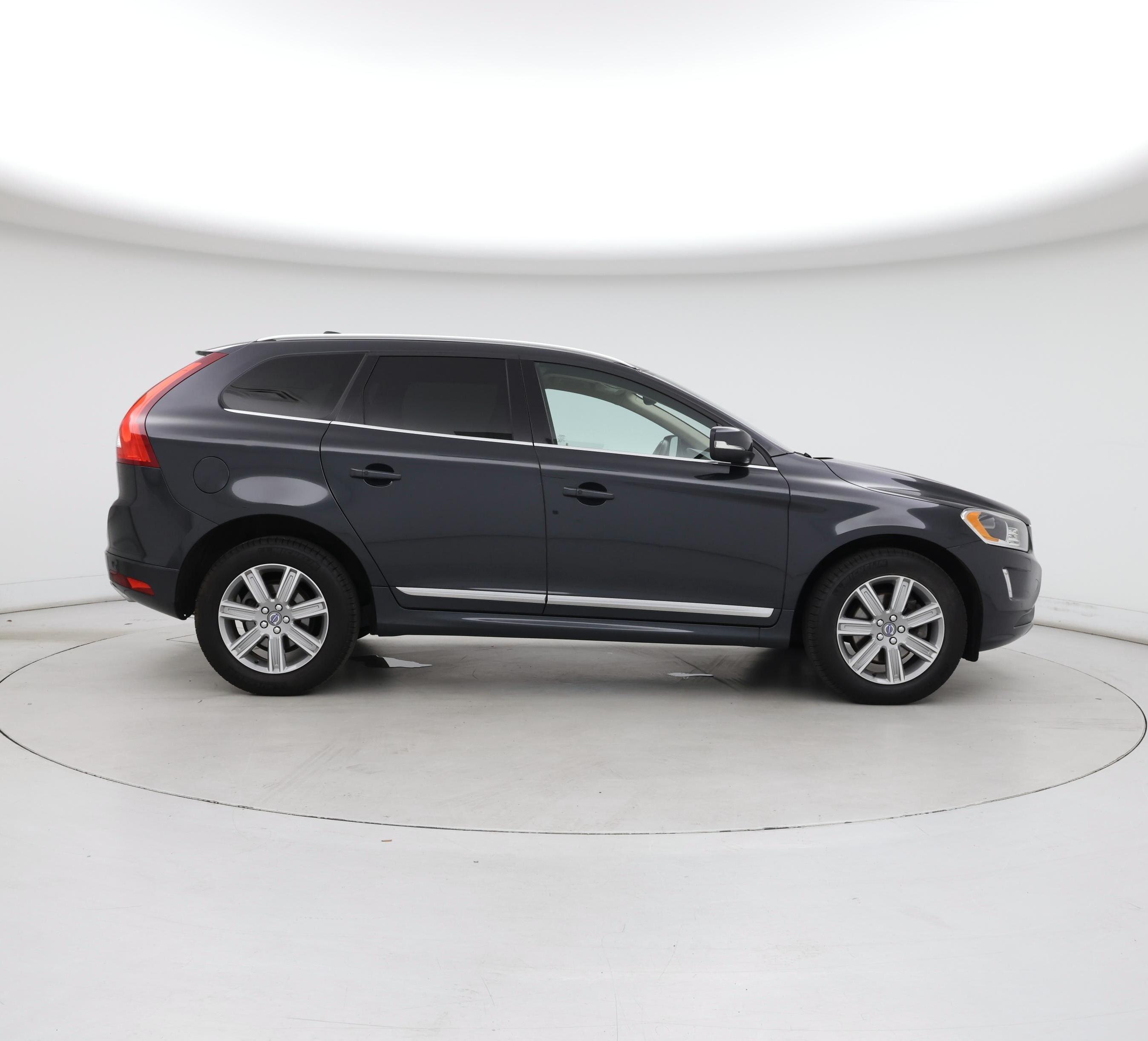 Thumbnail: 2016 Volvo XC60 - 7