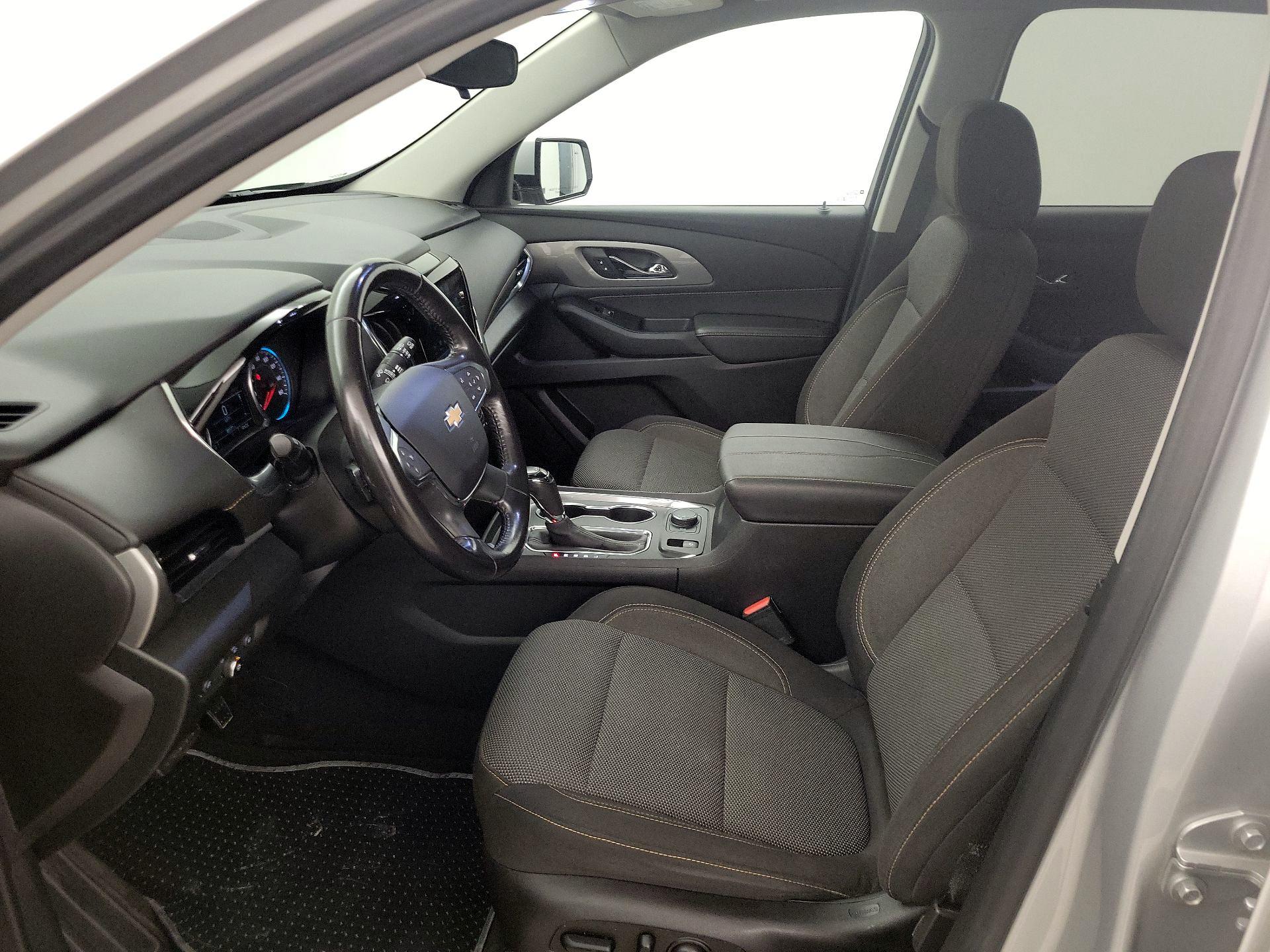 Thumbnail: 2019 Chevrolet Traverse - 11
