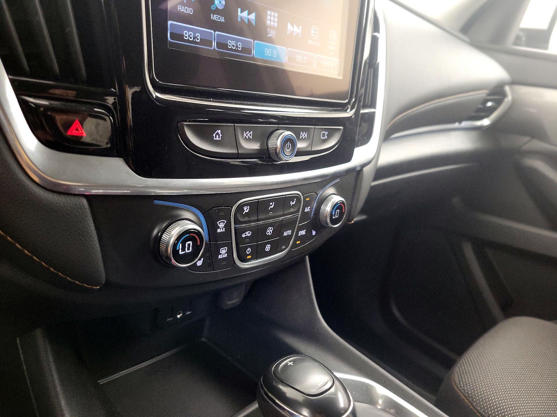 Thumbnail: 2019 Chevrolet Traverse - 16