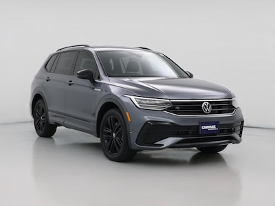 Gray 2022 Volkswagen Tiguan SE R-Line Black