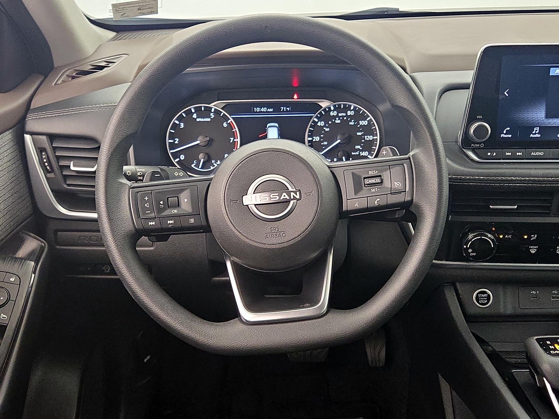 Thumbnail: 2023 Nissan Rogue - 10