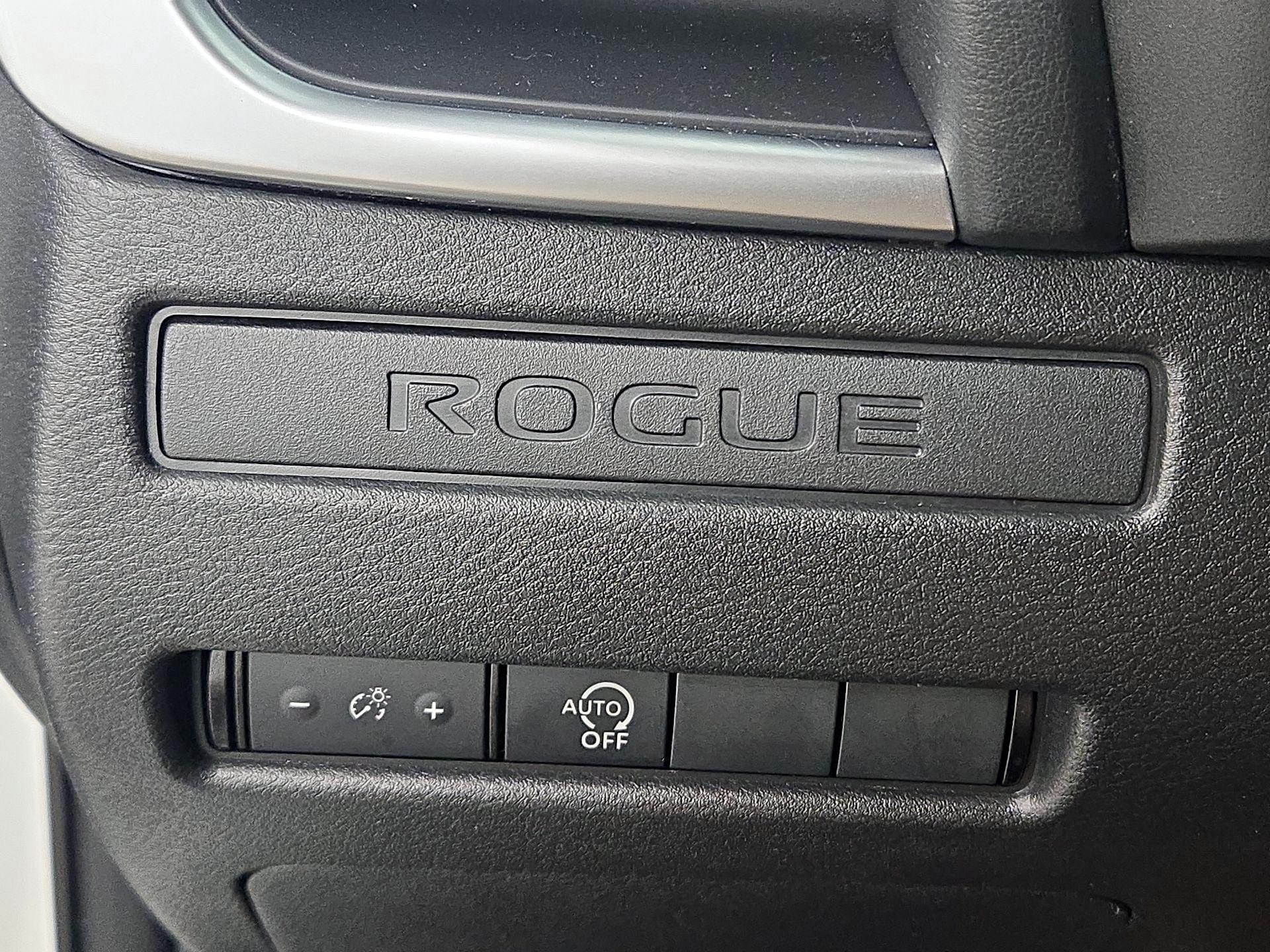 Thumbnail: 2023 Nissan Rogue - 13
