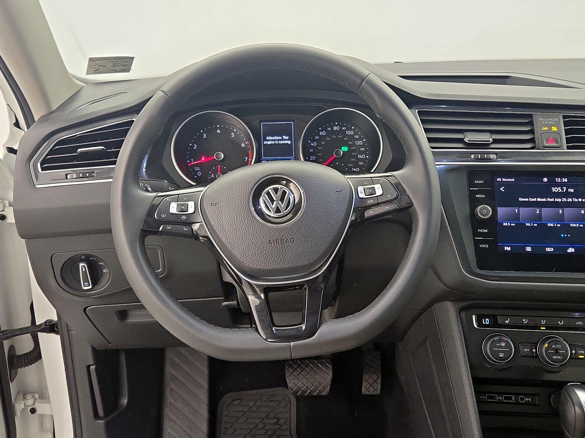 Thumbnail: 2020 Volkswagen Tiguan - 10