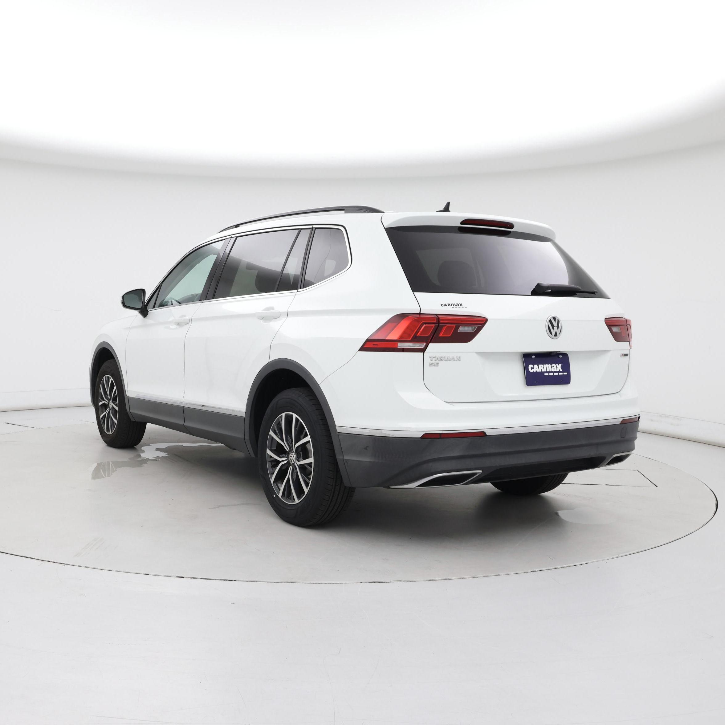 Thumbnail: 2020 Volkswagen Tiguan - 2