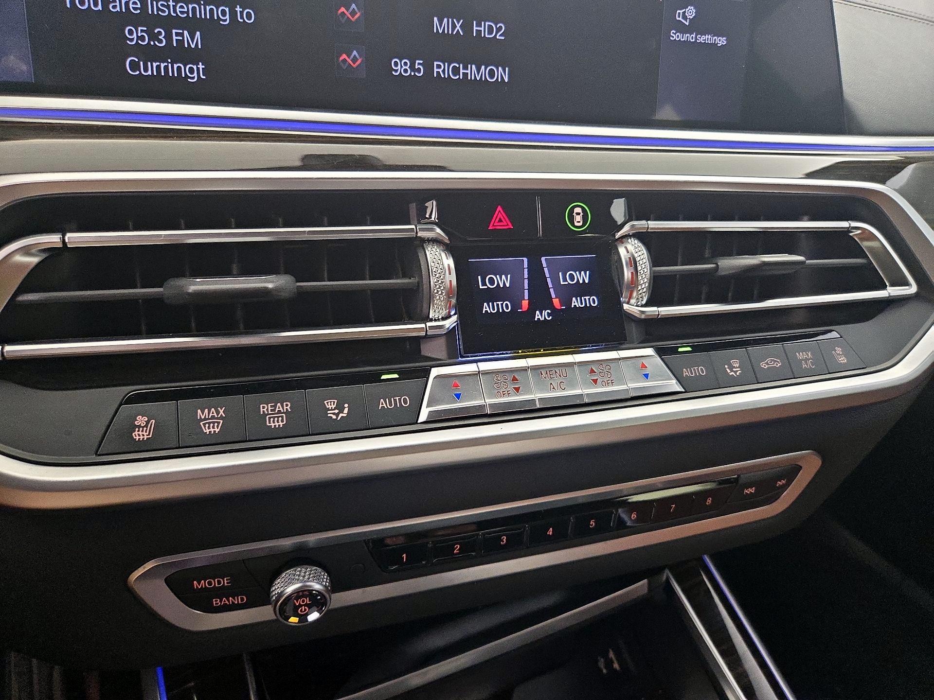 Thumbnail: 2019 BMW X7 - 17