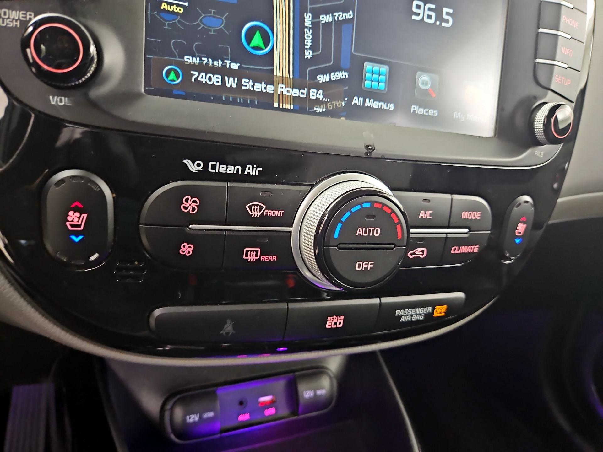 Thumbnail: 2016 Kia Soul - 17