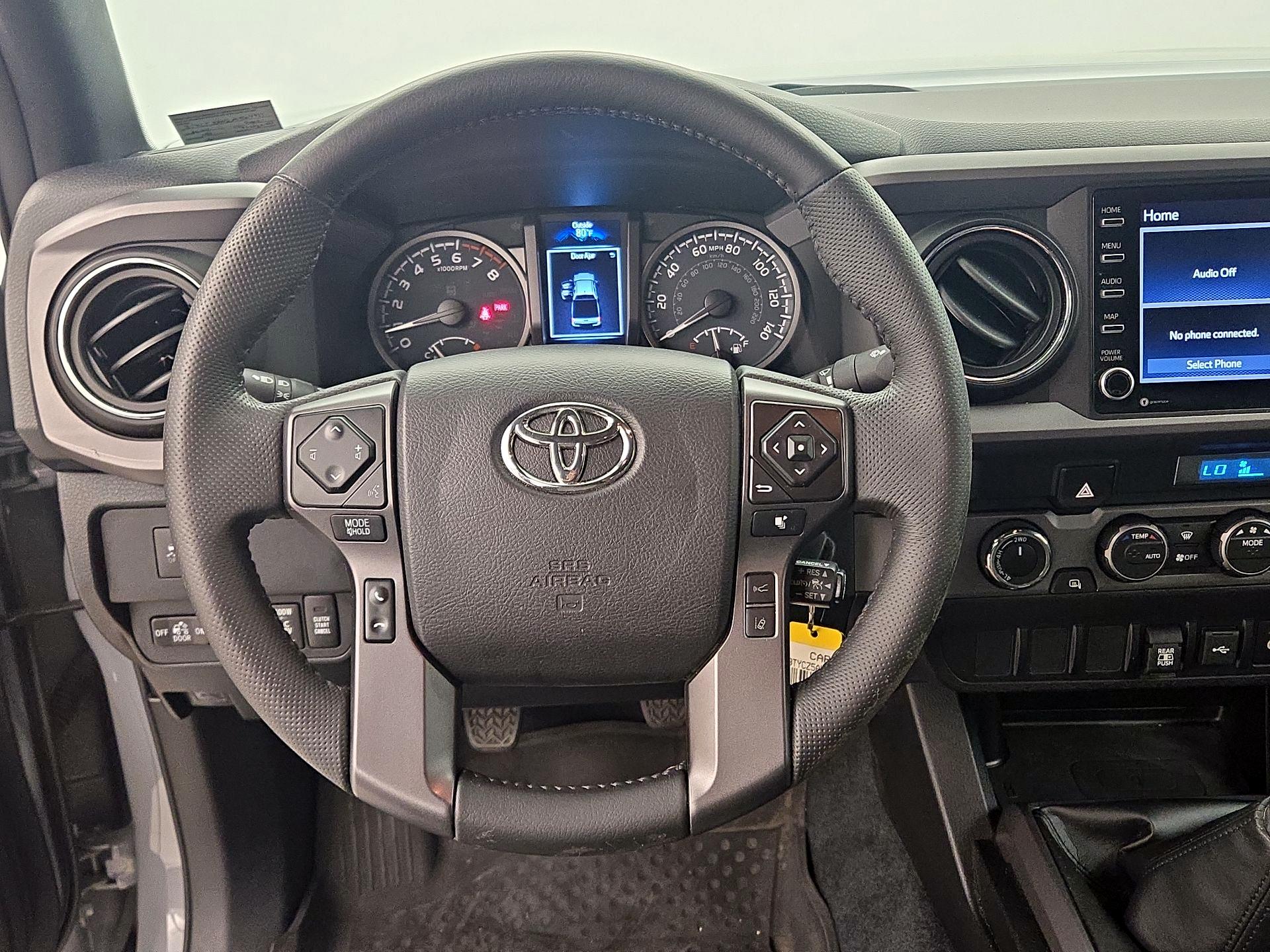 Thumbnail: 2021 Toyota Tacoma - 10