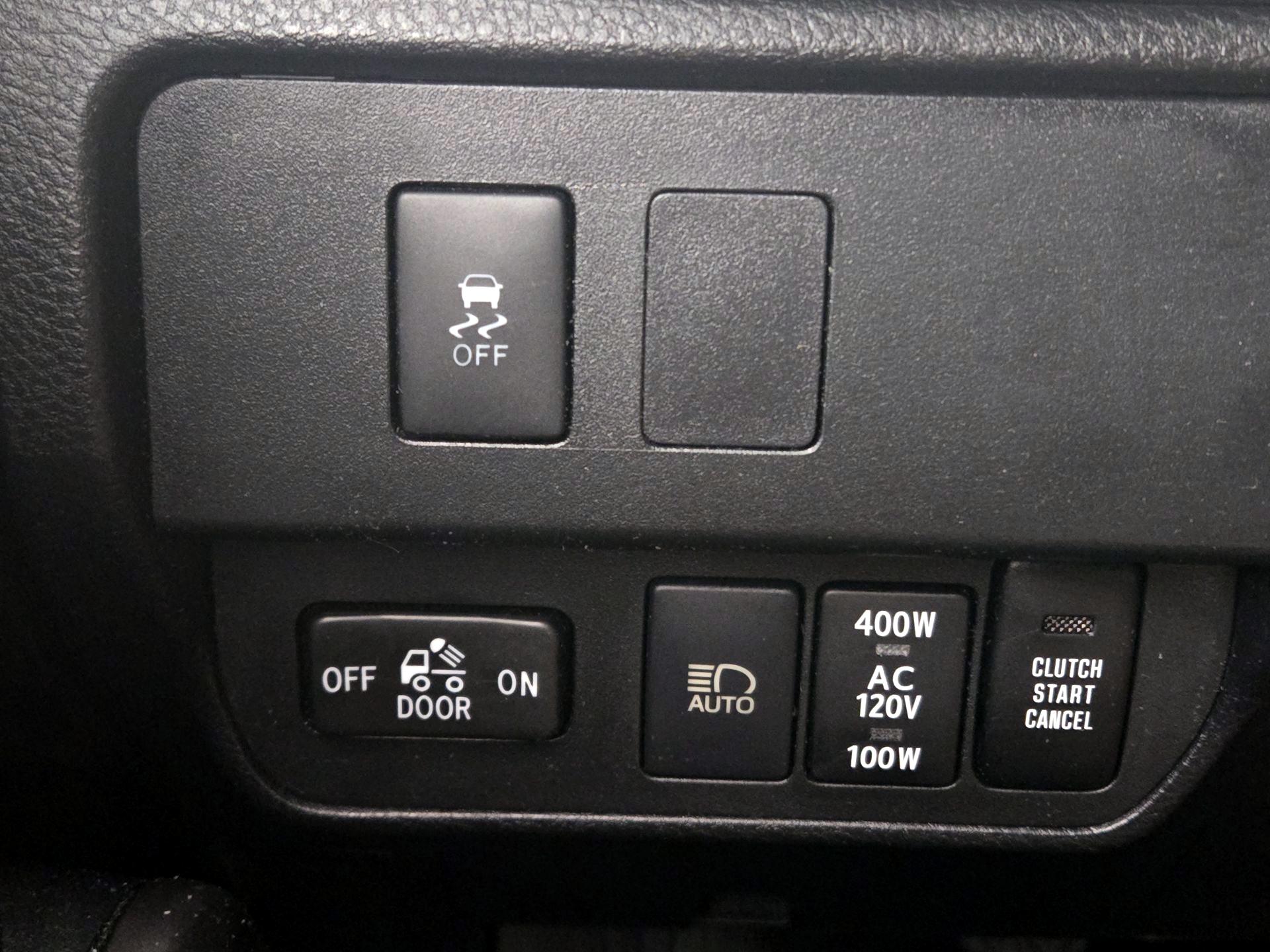 Thumbnail: 2021 Toyota Tacoma - 13