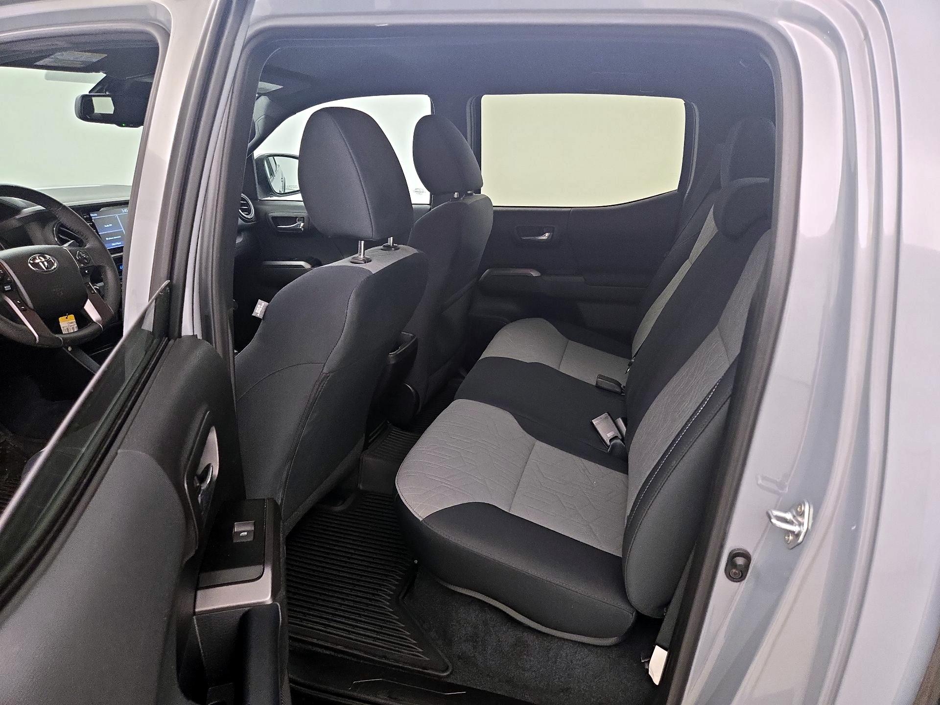 Thumbnail: 2021 Toyota Tacoma - 19