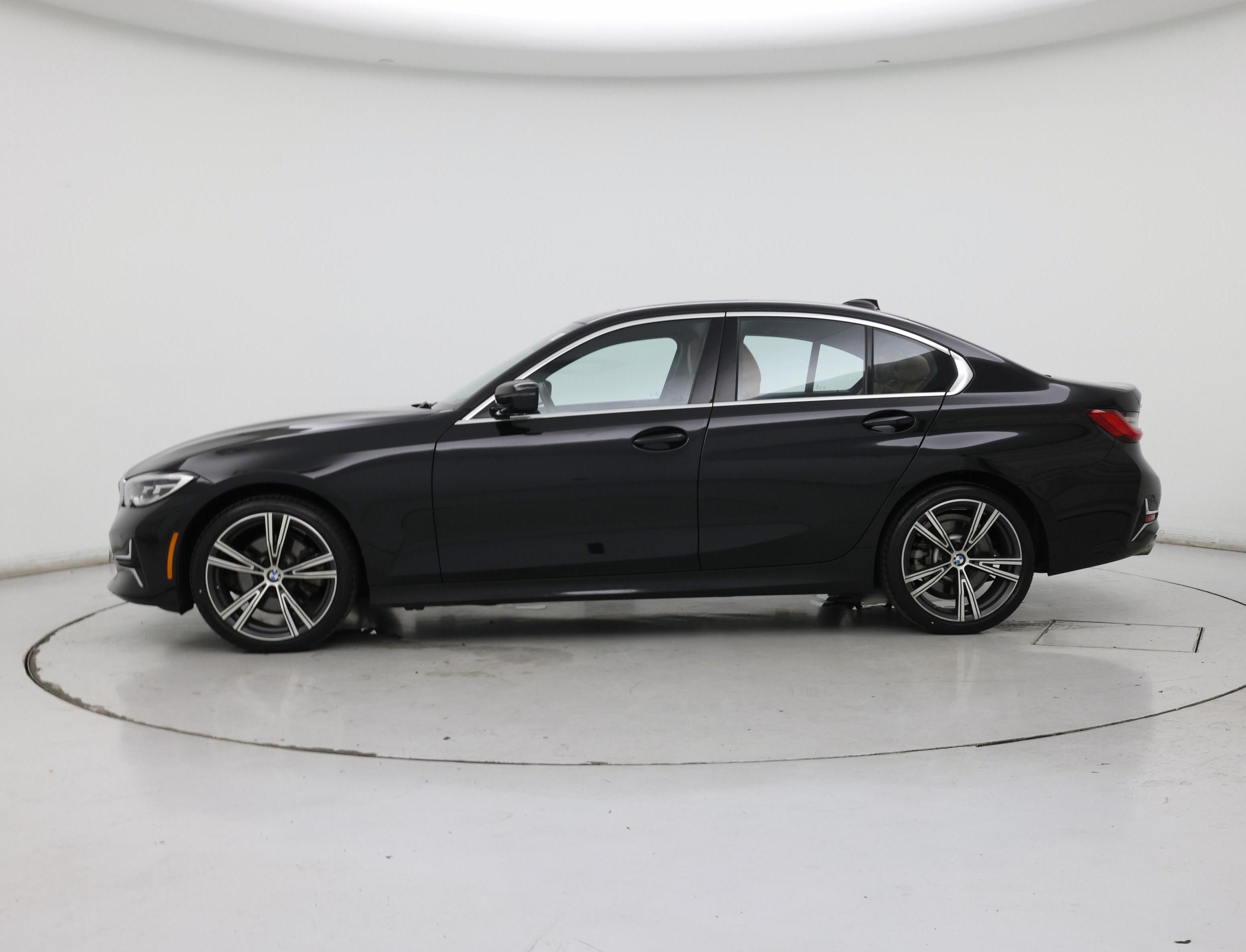 Thumbnail: 2019 BMW 3 Series - 3