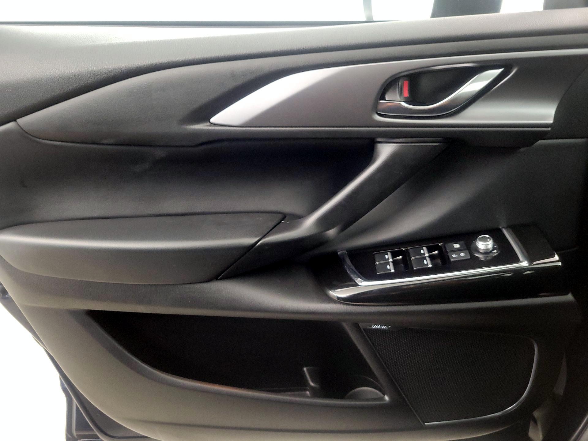 Thumbnail: 2022 Mazda CX-9 - 12