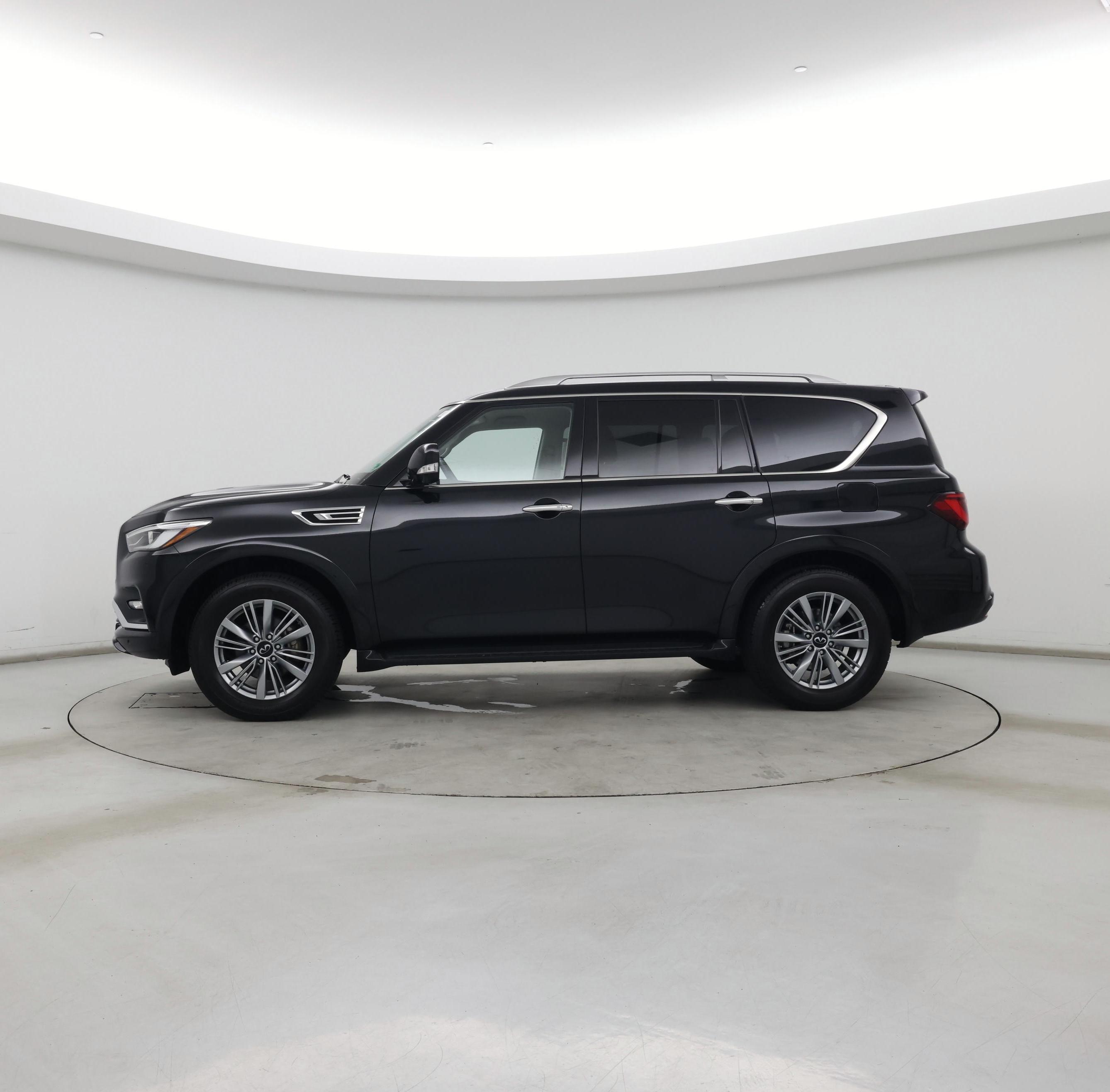 Thumbnail: 2023 INFINITI QX80 - 3