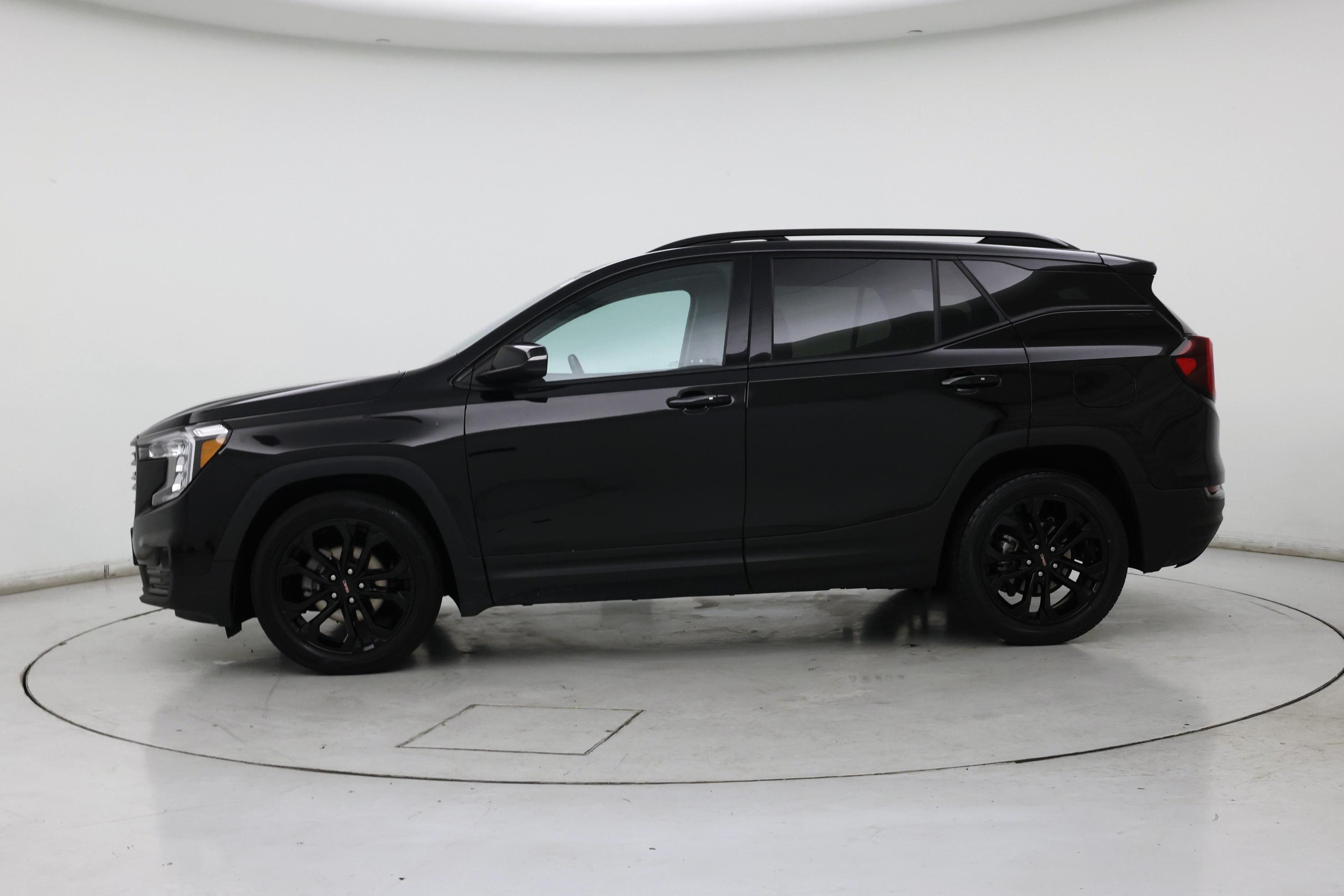 Thumbnail: 2022 GMC Terrain - 3