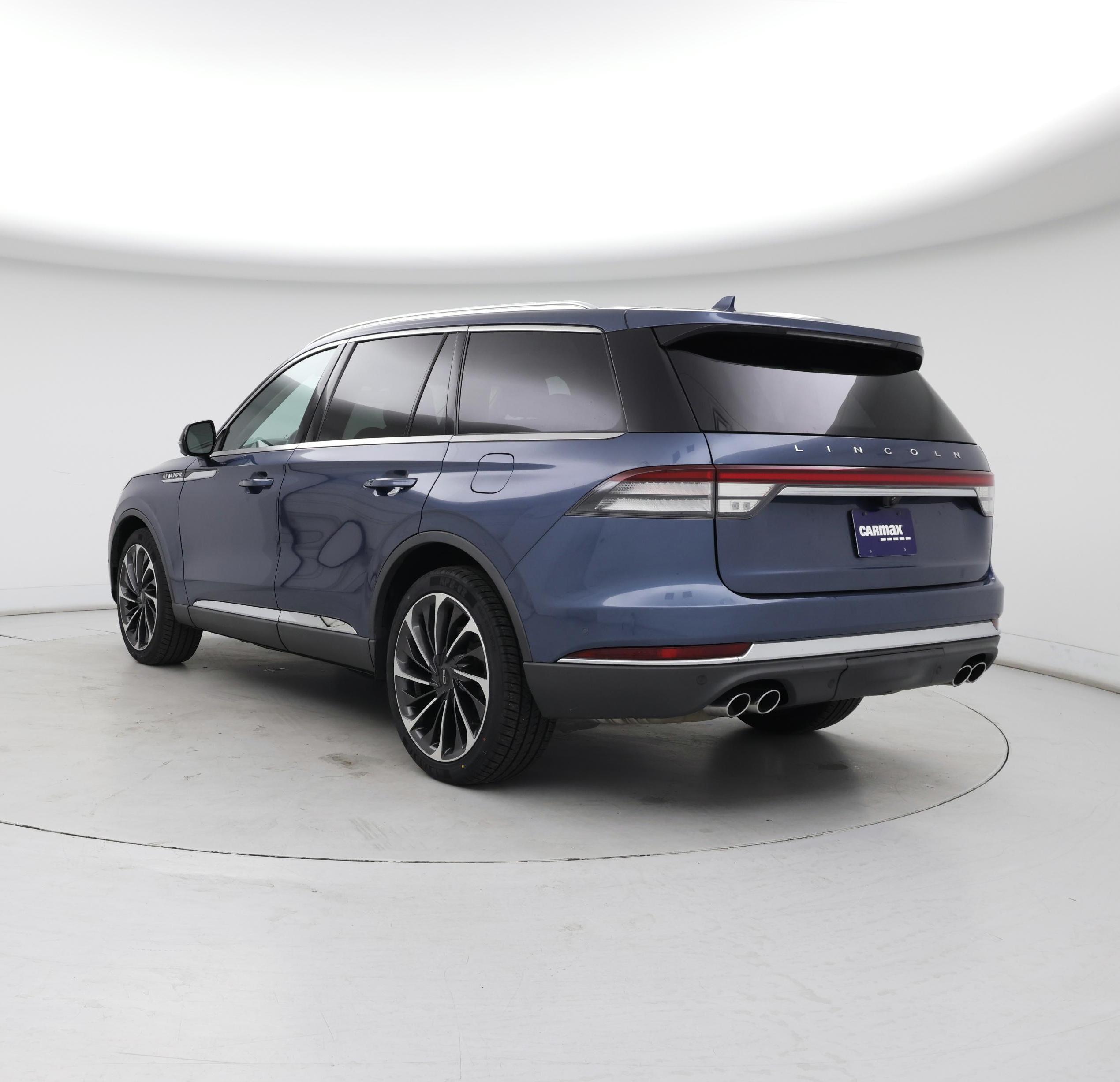 Thumbnail: 2020 Lincoln Aviator - 2