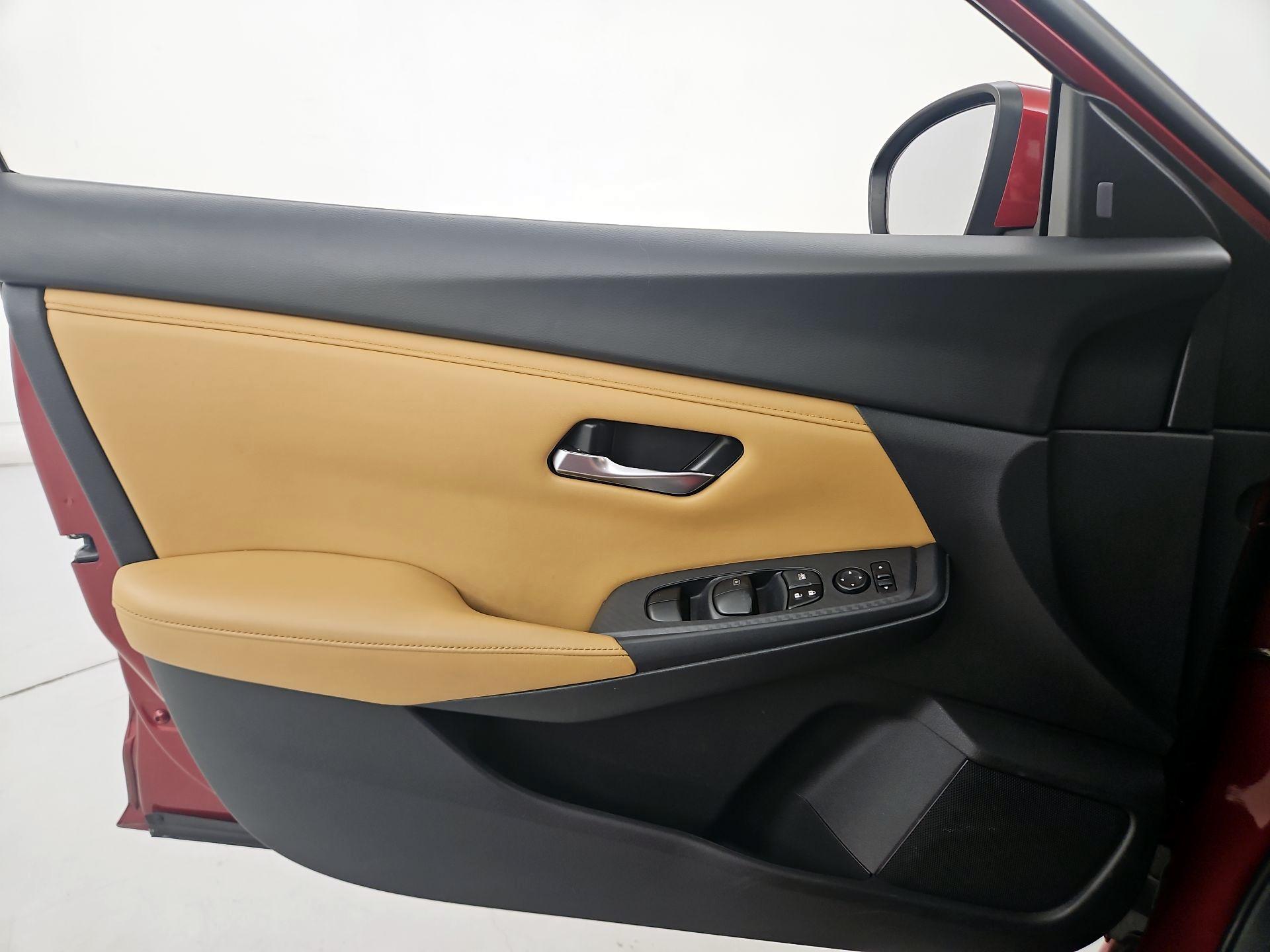 Thumbnail: 2023 Nissan Sentra - 12