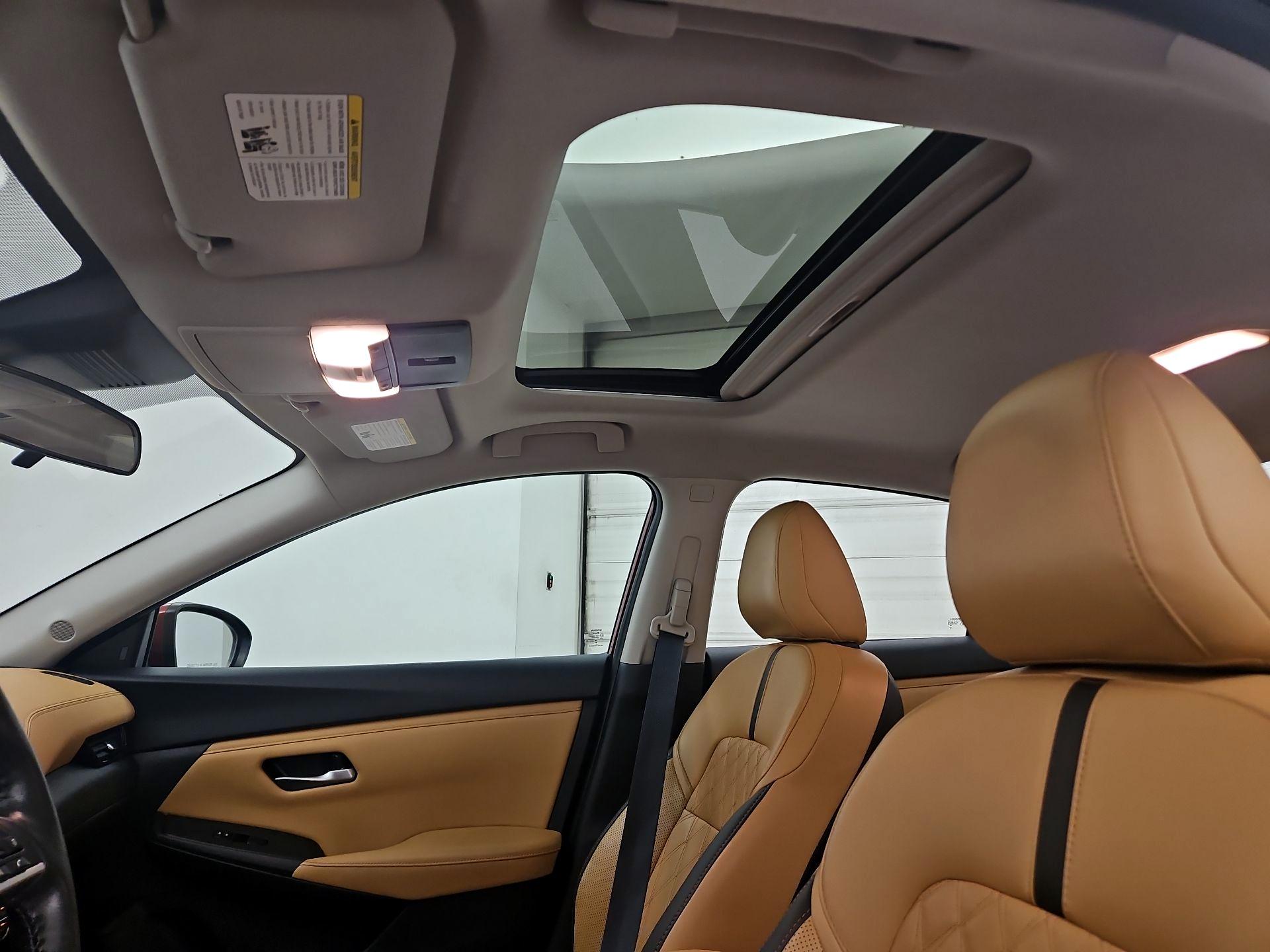 Thumbnail: 2023 Nissan Sentra - 19