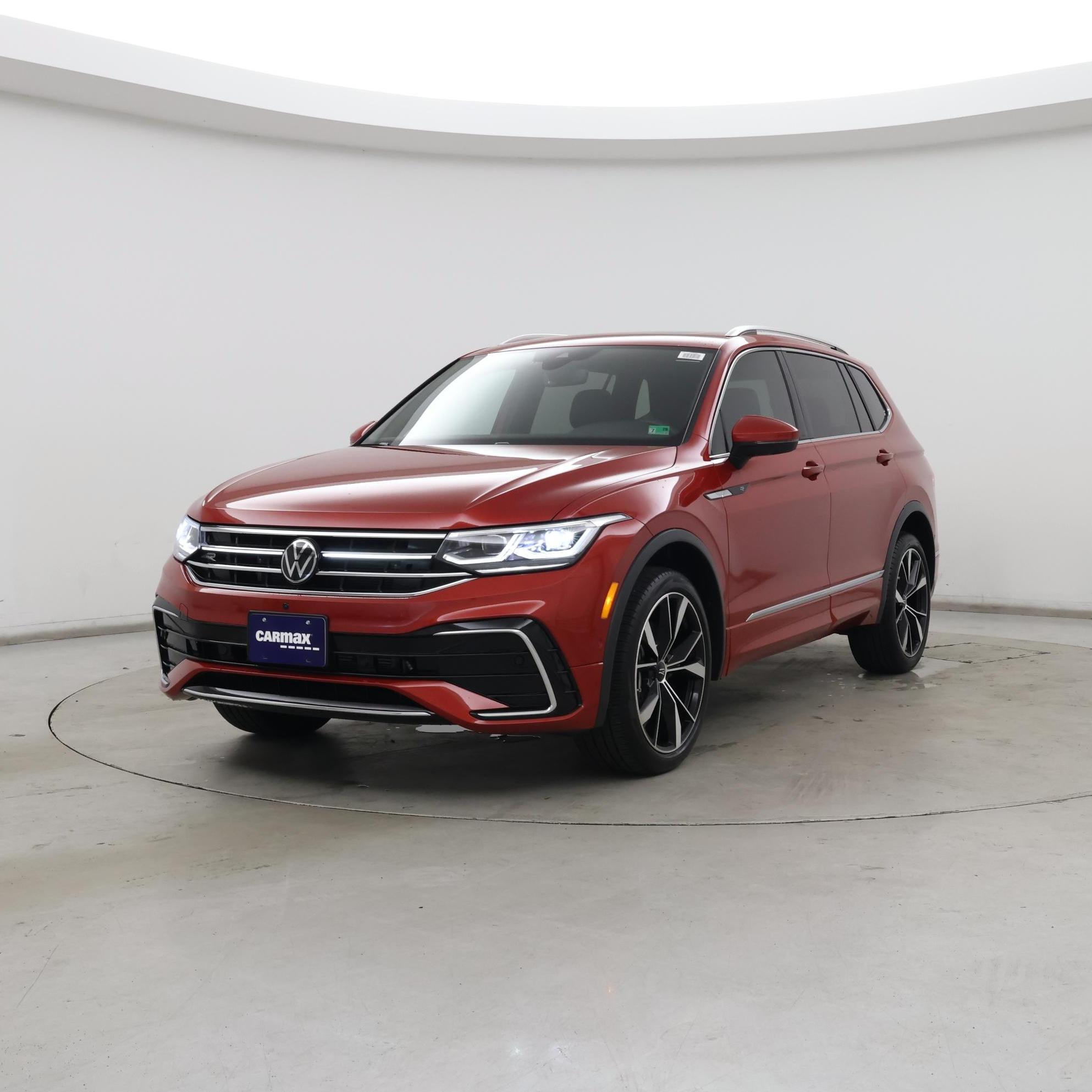 Thumbnail: 2024 Volkswagen Tiguan - 4
