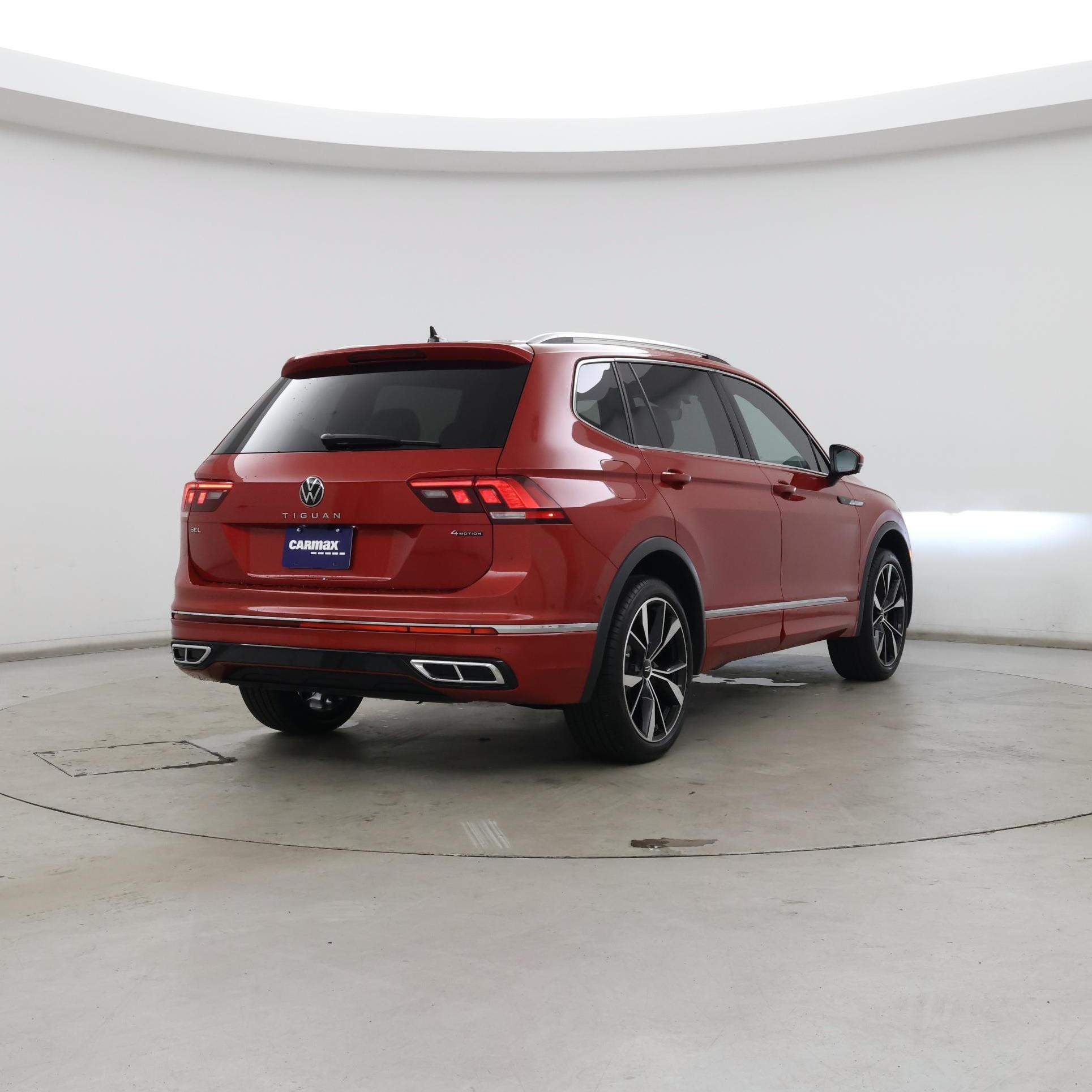 Thumbnail: 2024 Volkswagen Tiguan - 8