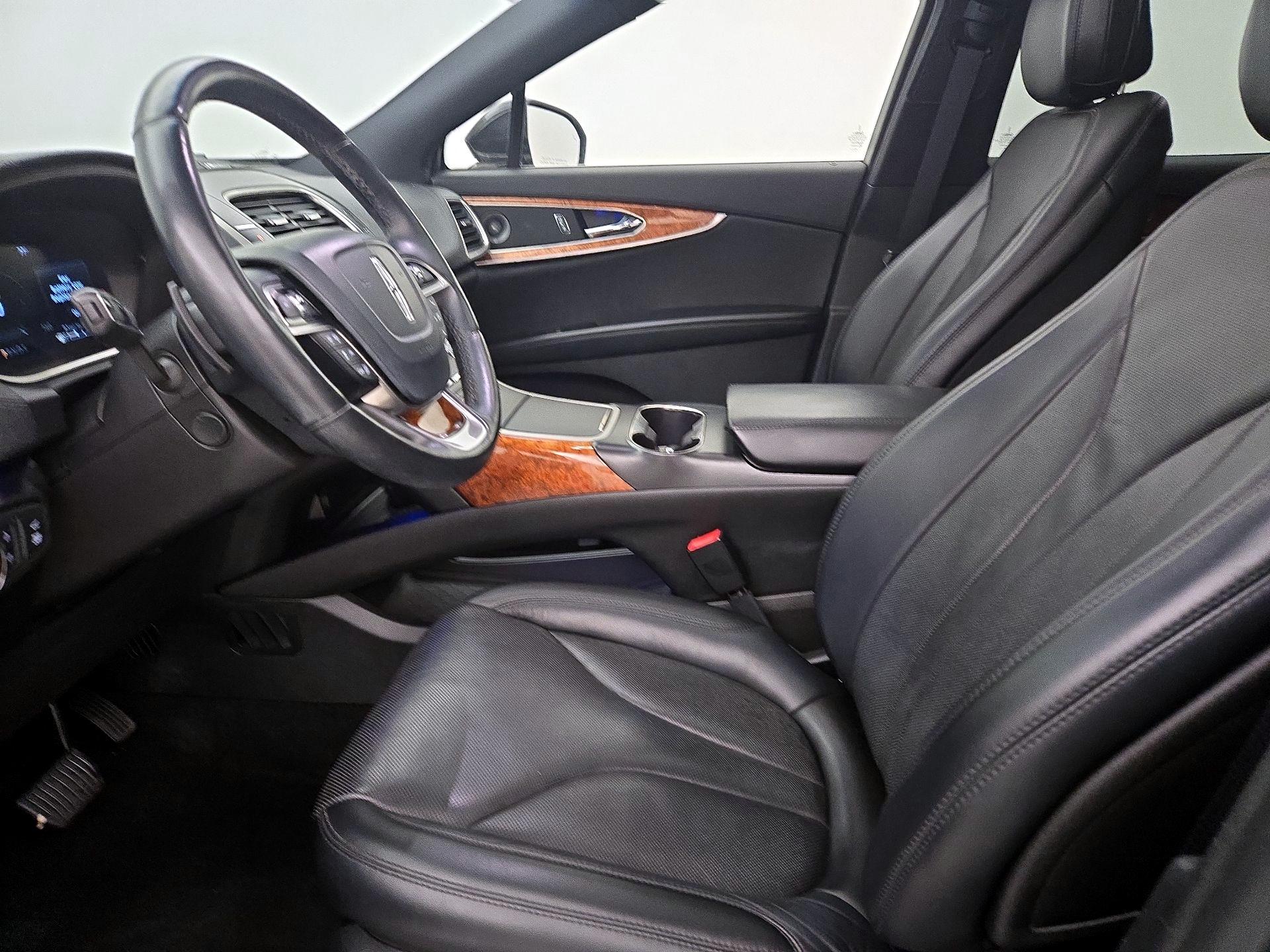 Thumbnail: 2020 Lincoln Nautilus - 11