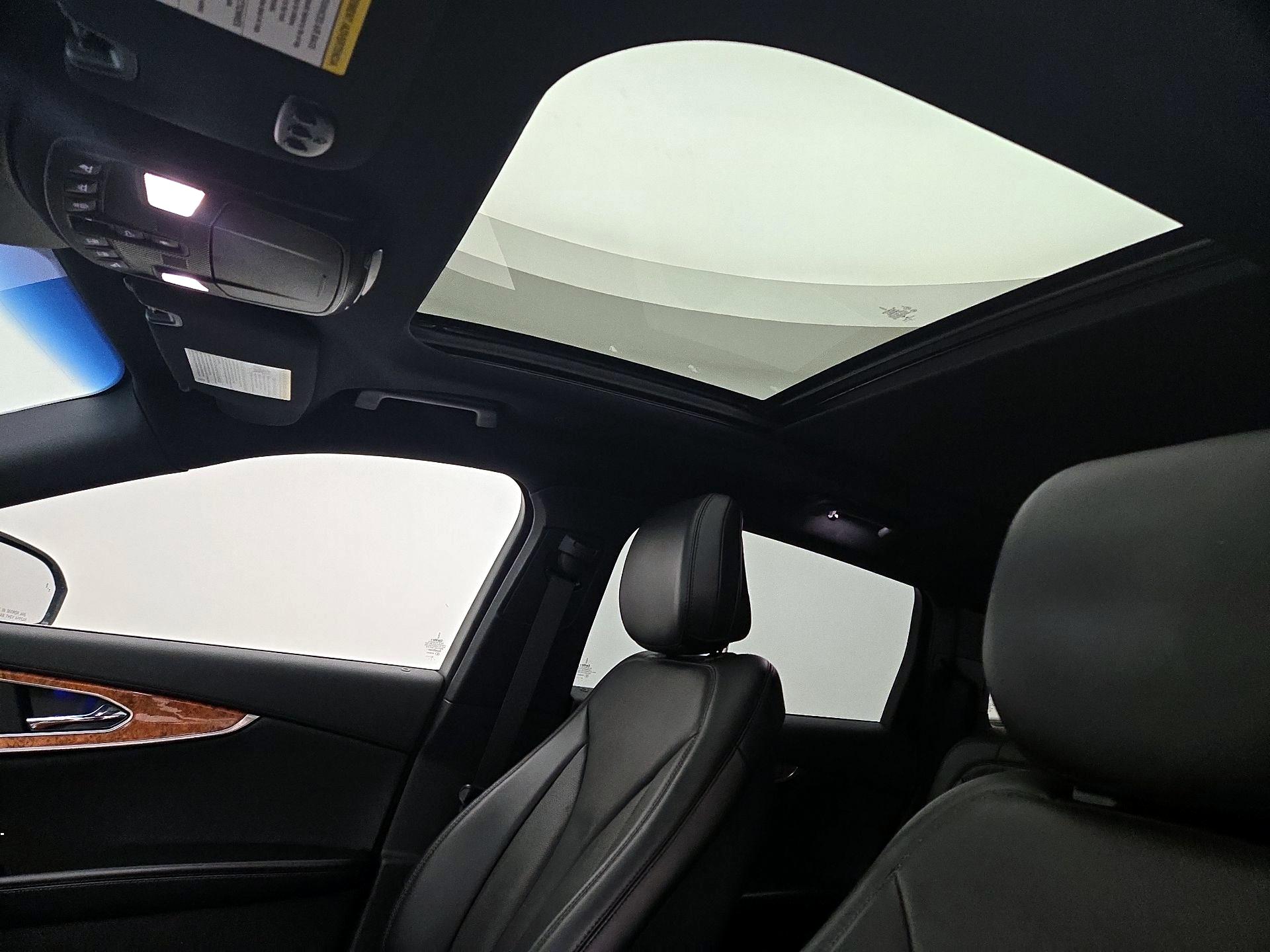 Thumbnail: 2020 Lincoln Nautilus - 19