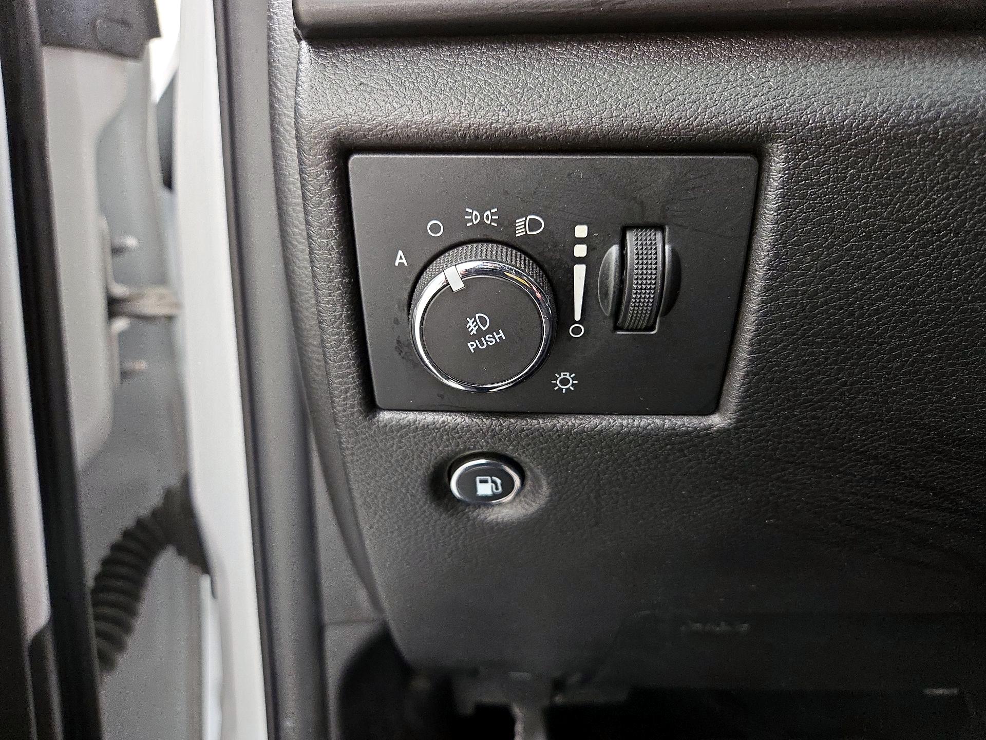 Thumbnail: 2021 Jeep Grand Cherokee - 13