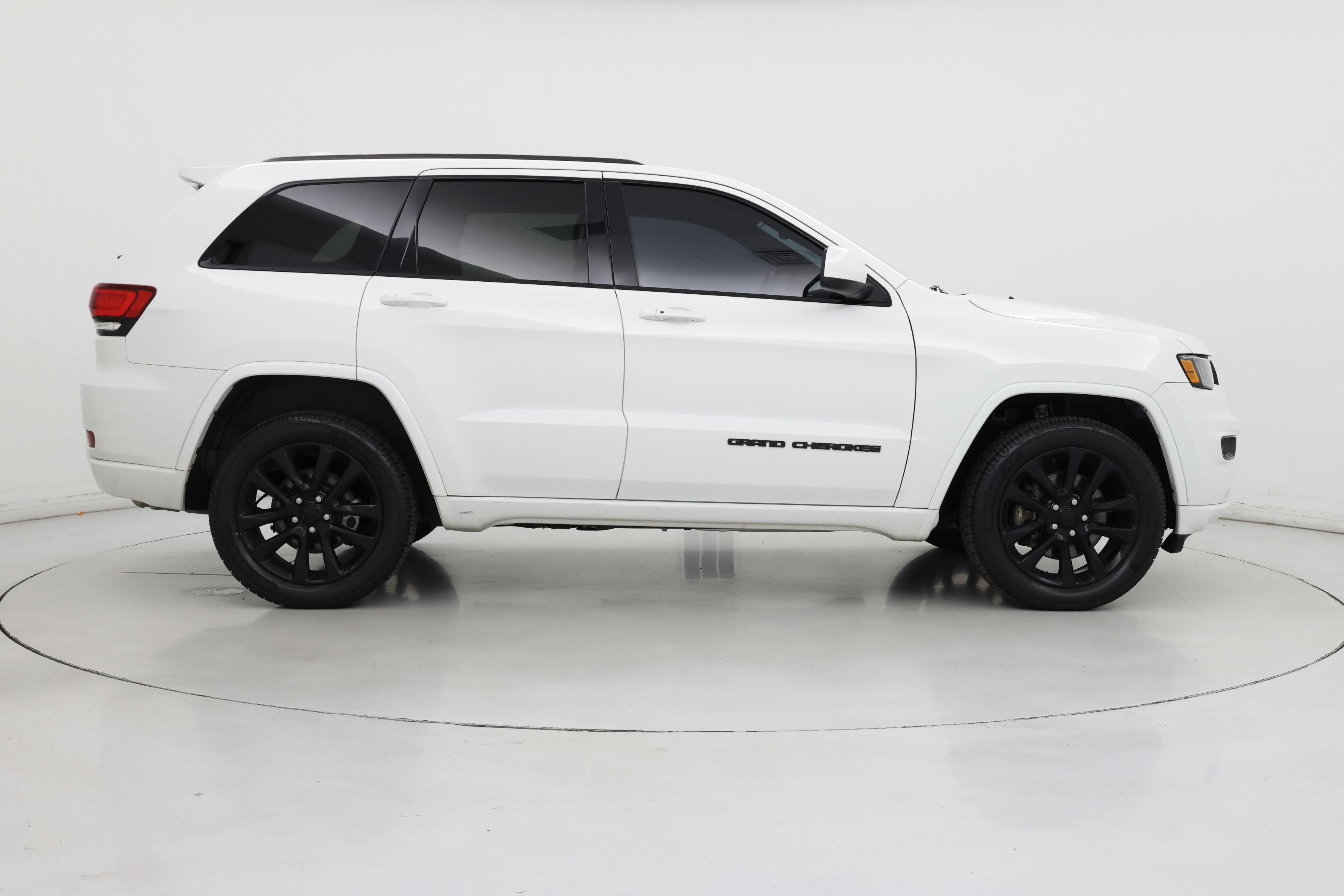 Thumbnail: 2021 Jeep Grand Cherokee - 7