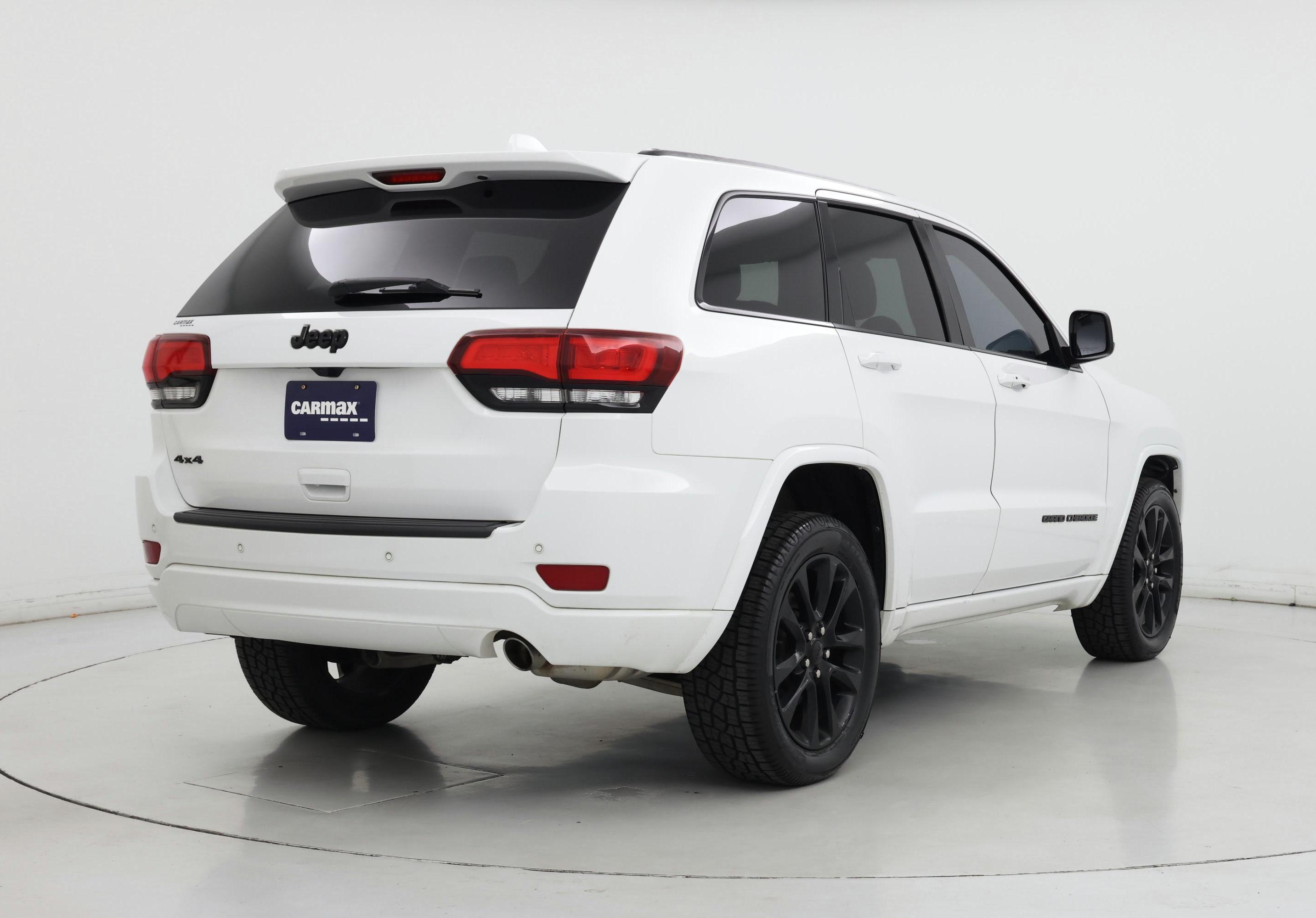 Thumbnail: 2021 Jeep Grand Cherokee - 8
