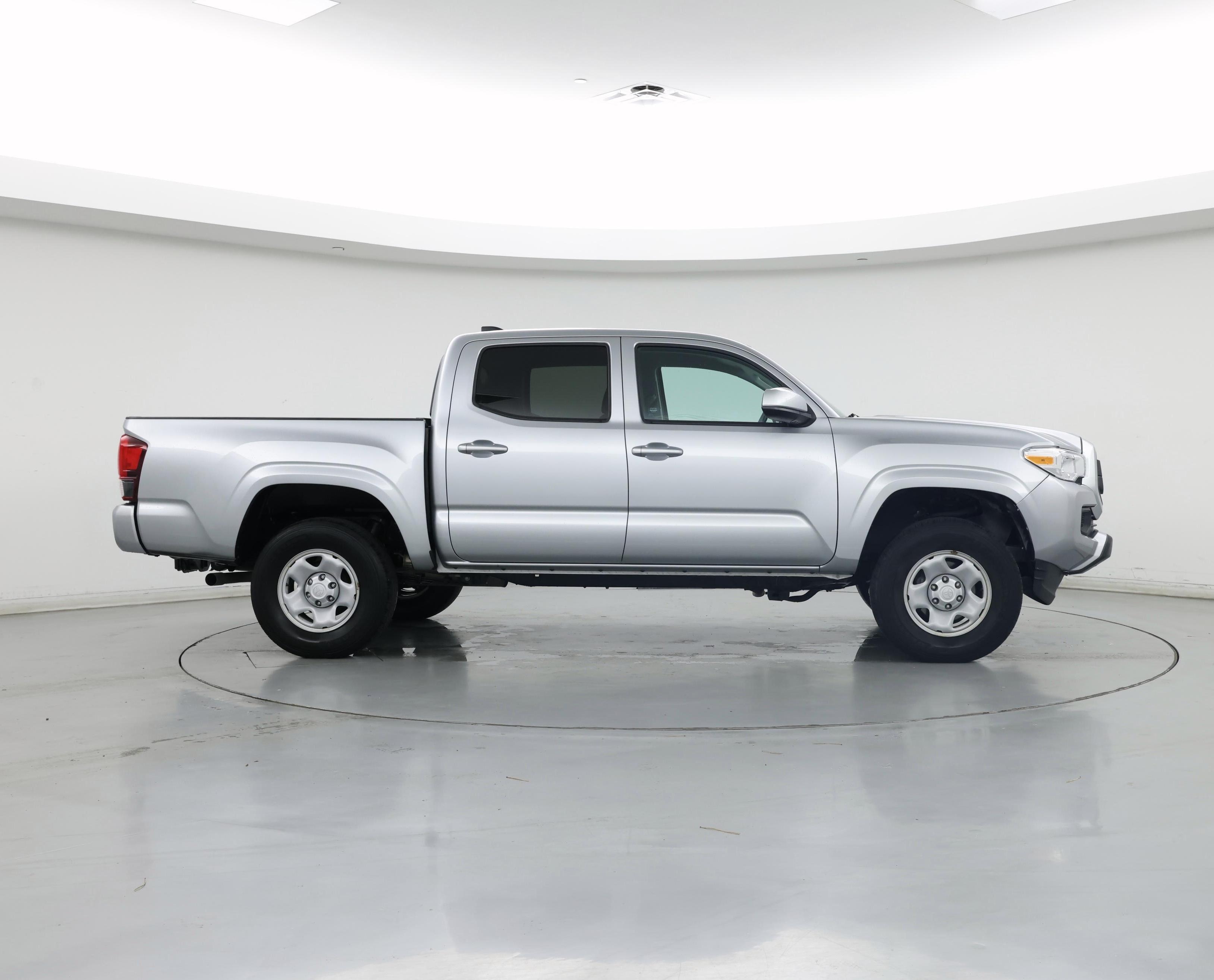 Thumbnail: 2023 Toyota Tacoma - 7