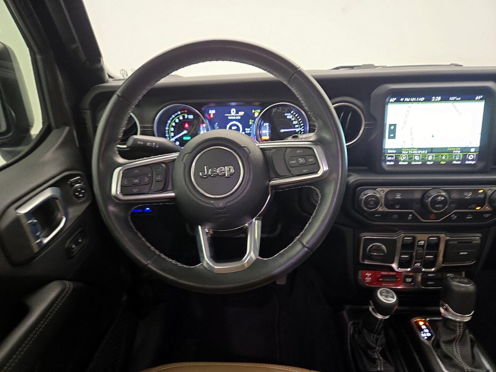 Thumbnail: 2022 Jeep Wrangler - 10