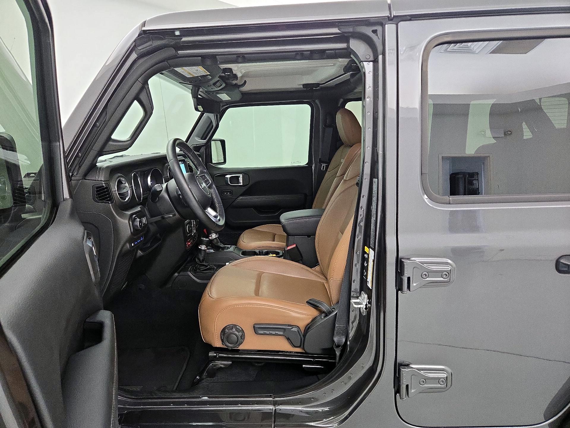 Thumbnail: 2022 Jeep Wrangler - 11