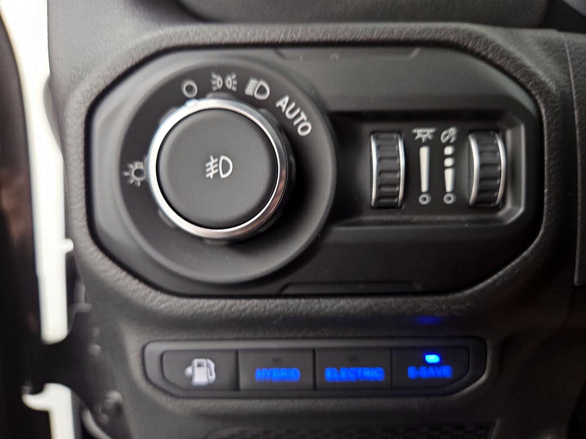 Thumbnail: 2022 Jeep Wrangler - 13