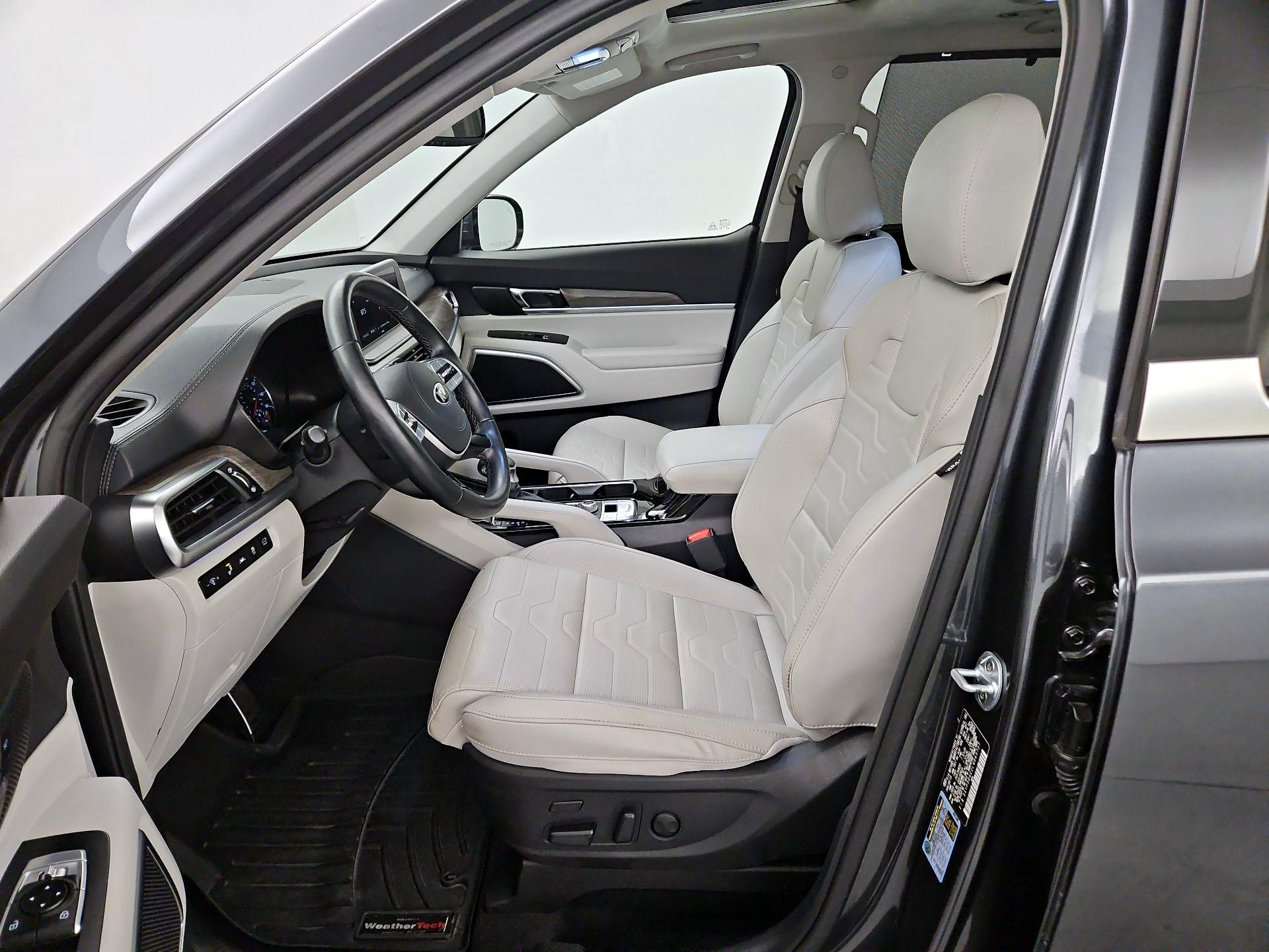Thumbnail: 2020 Kia Telluride - 11