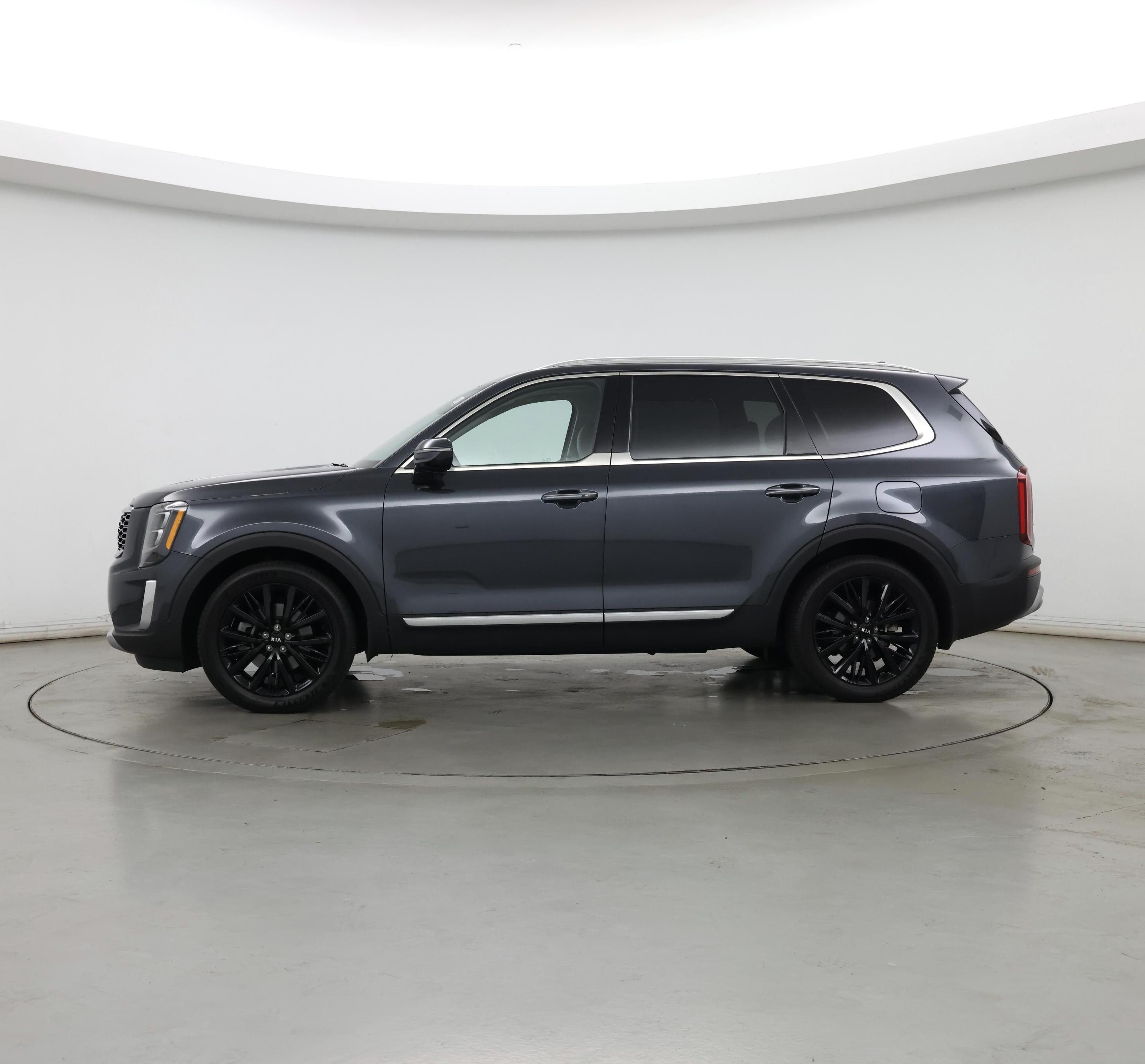 Thumbnail: 2020 Kia Telluride - 3