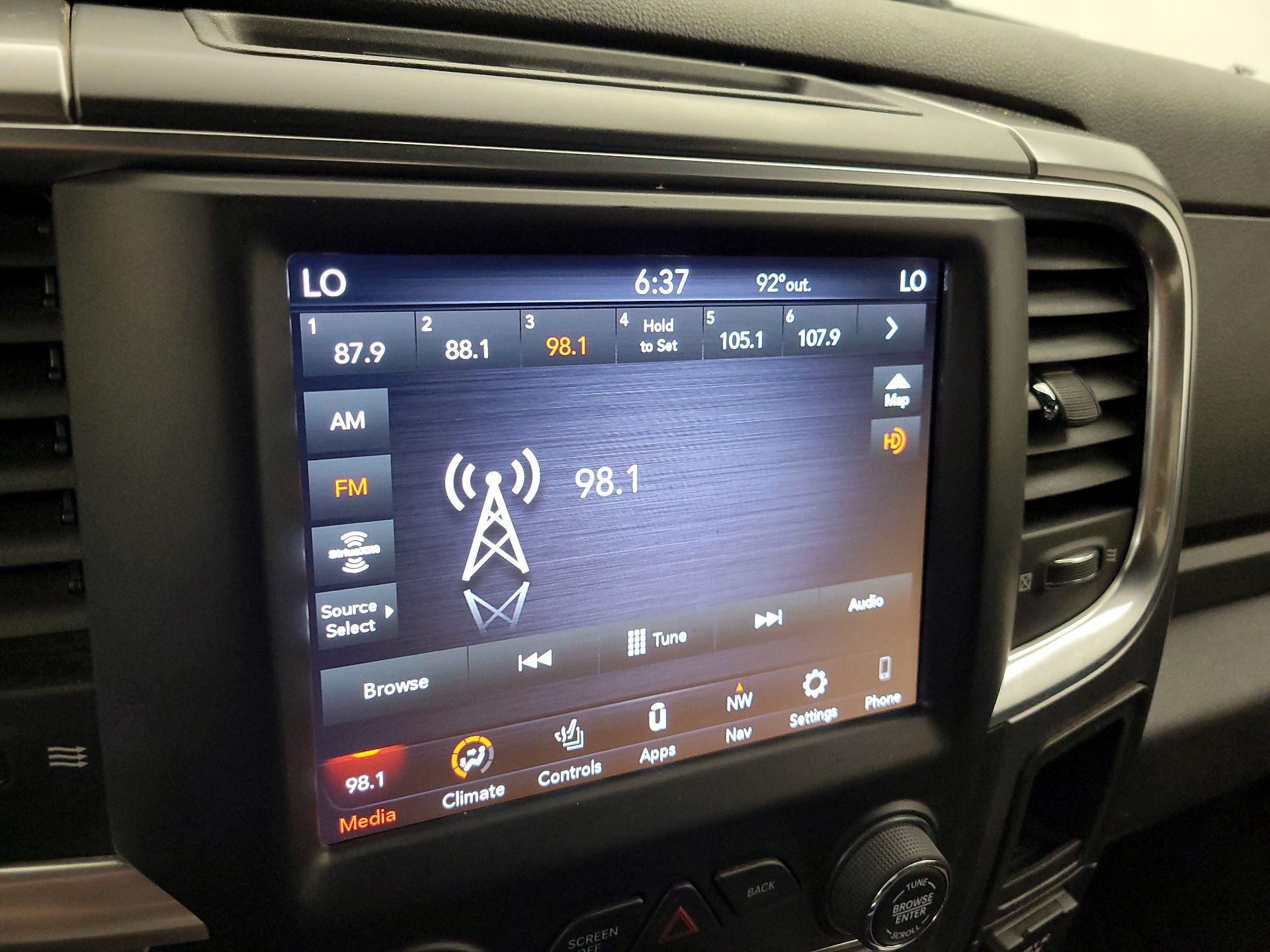 Thumbnail: 2021 RAM 1500 Classic - 16